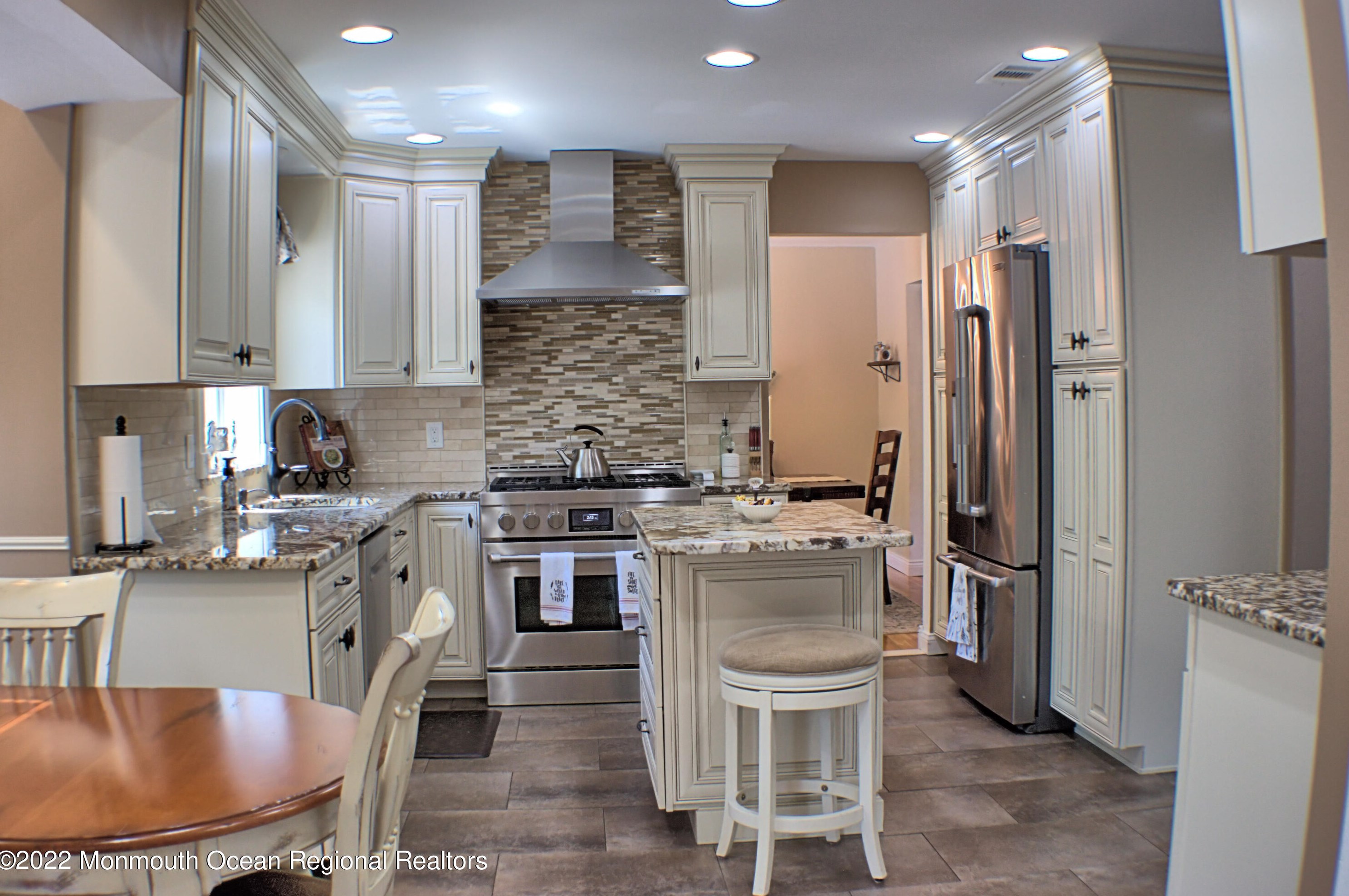 3 Canvasback Rd, Millstone Township, NJ 07726-3659