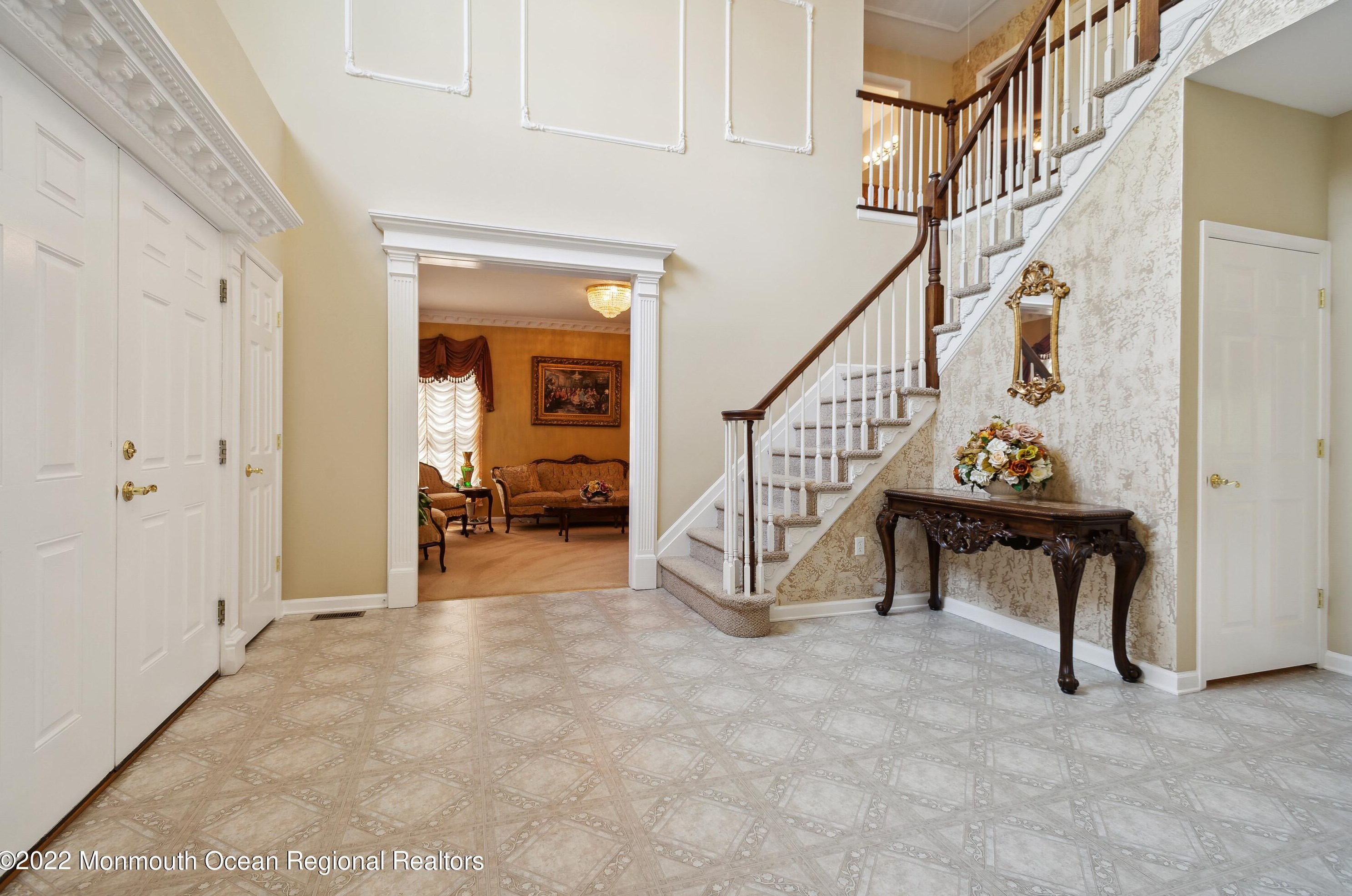 9 Bloomfield Rd, Millstone Township, NJ 07726-7906