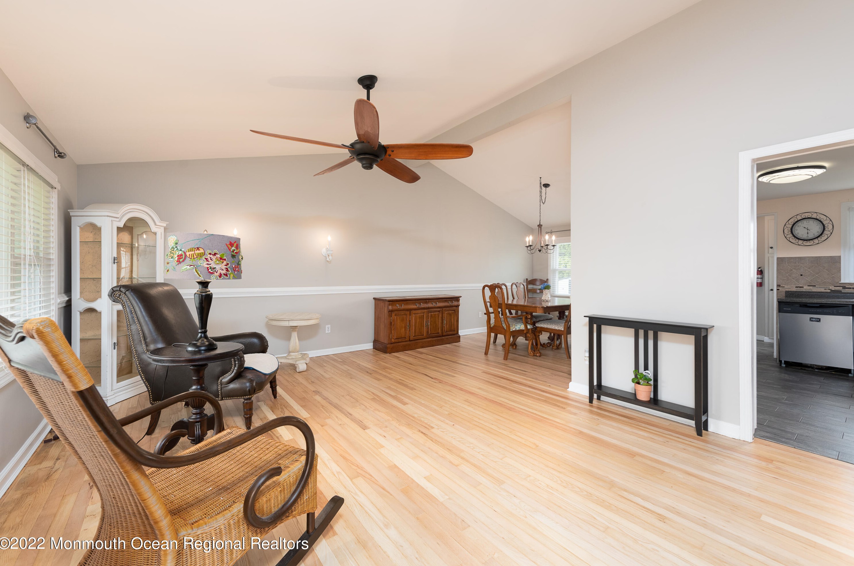 38 Annapolis Dr, Hazlet NJ  07730-2330 exterior