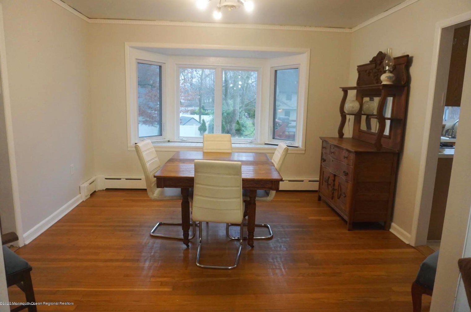 450 Redmond Ave, Oakhurst NJ  07755-1428 exterior