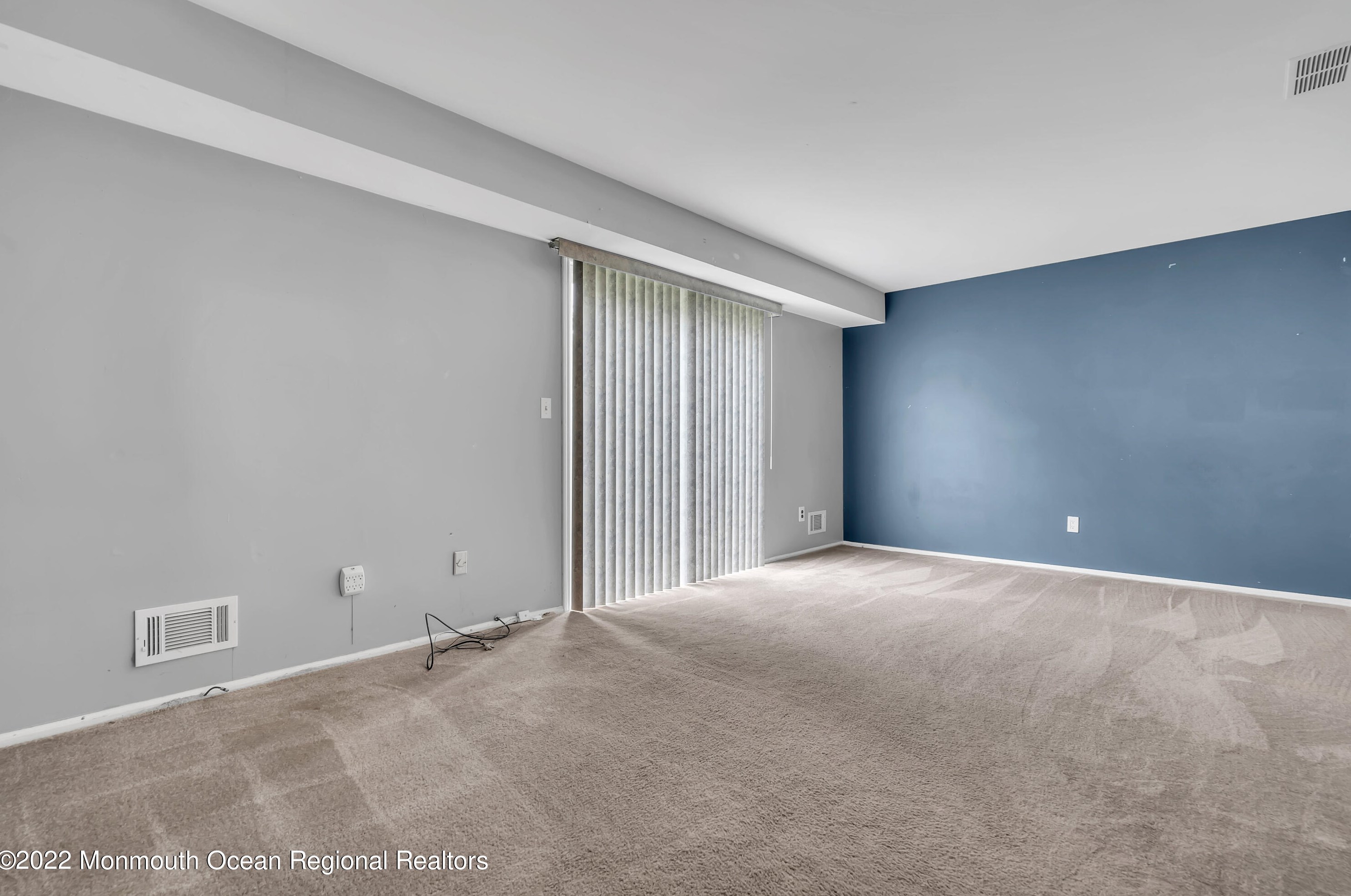 204 Bent Trl, Toms River NJ 08753-8339 exterior