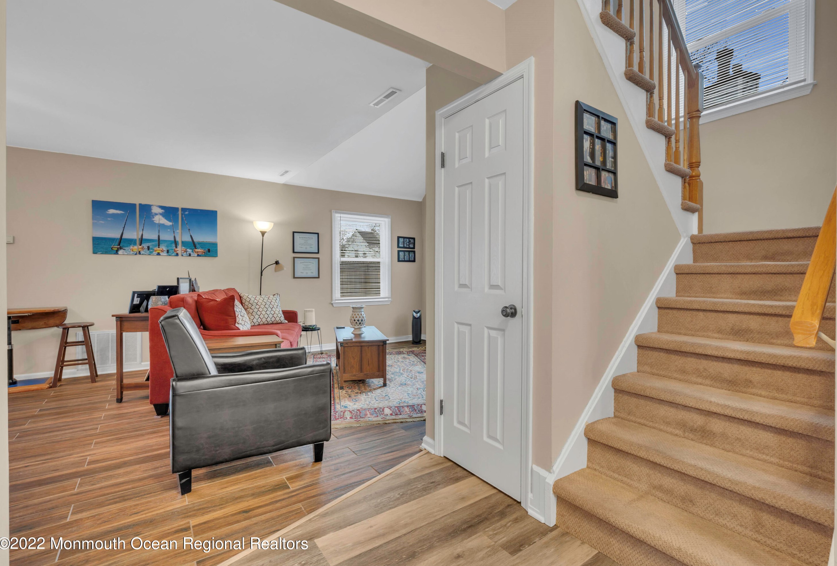 4 Harte Ct, East Freehold, NJ 07728