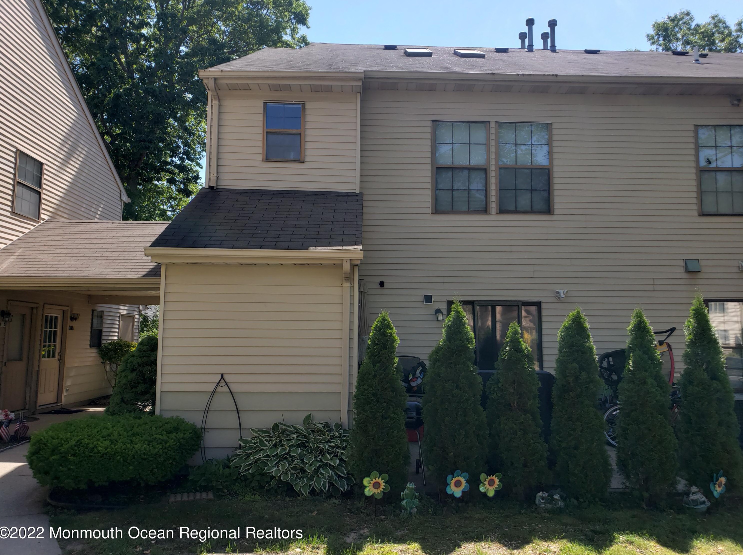 1307 Violet Ln, Jackson Twp, NJ 08527