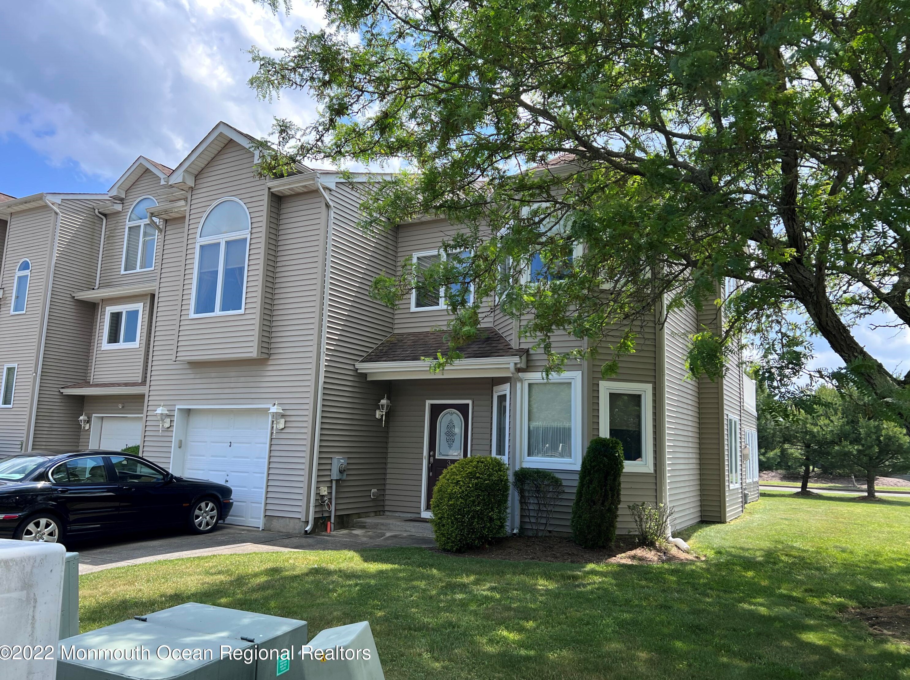 3 Corpus Cristi Bay Ct, Tuckerton, NJ 08087
