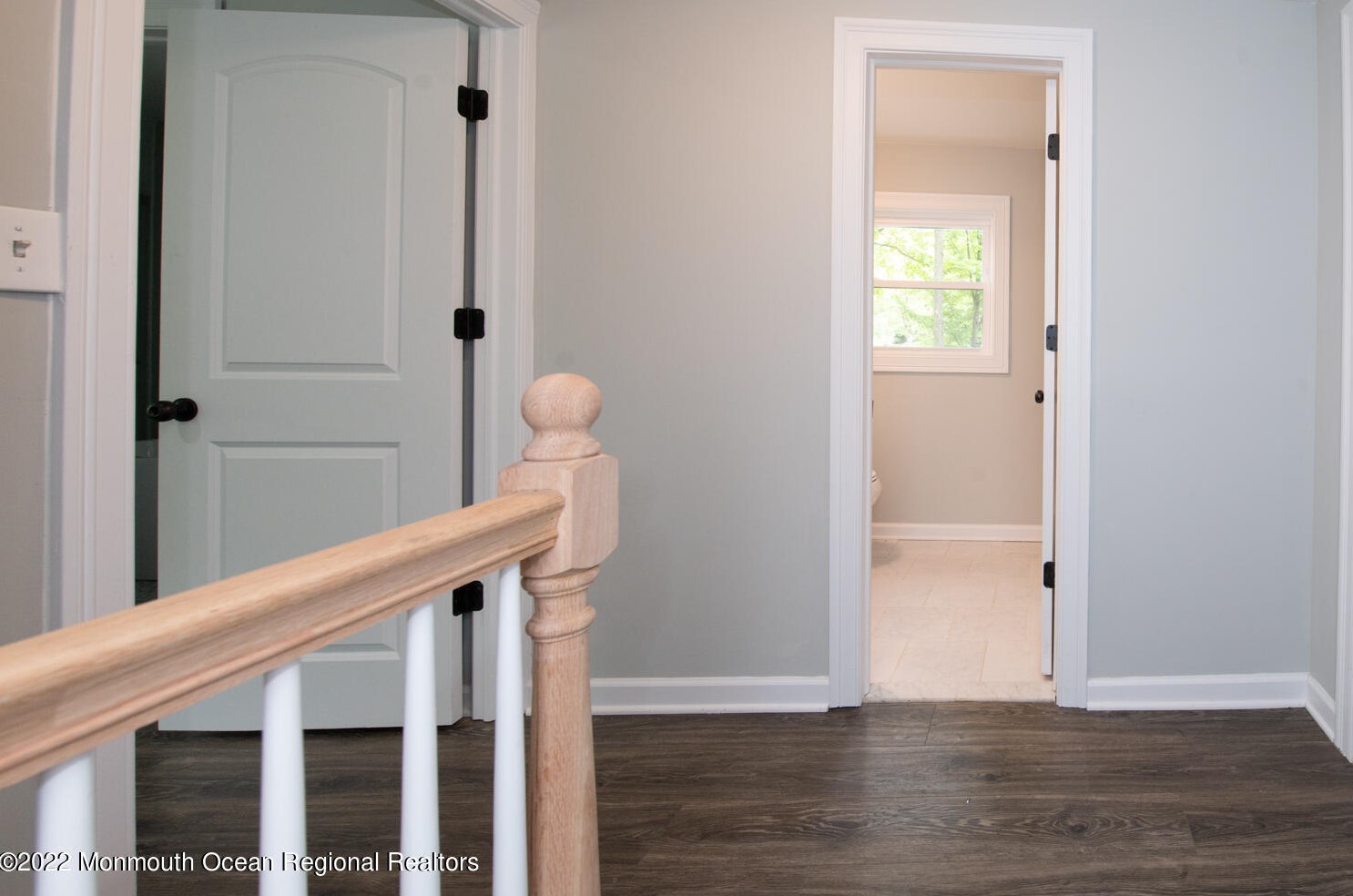46 Avondale Ln, Matawan NJ  07747-1235 exterior