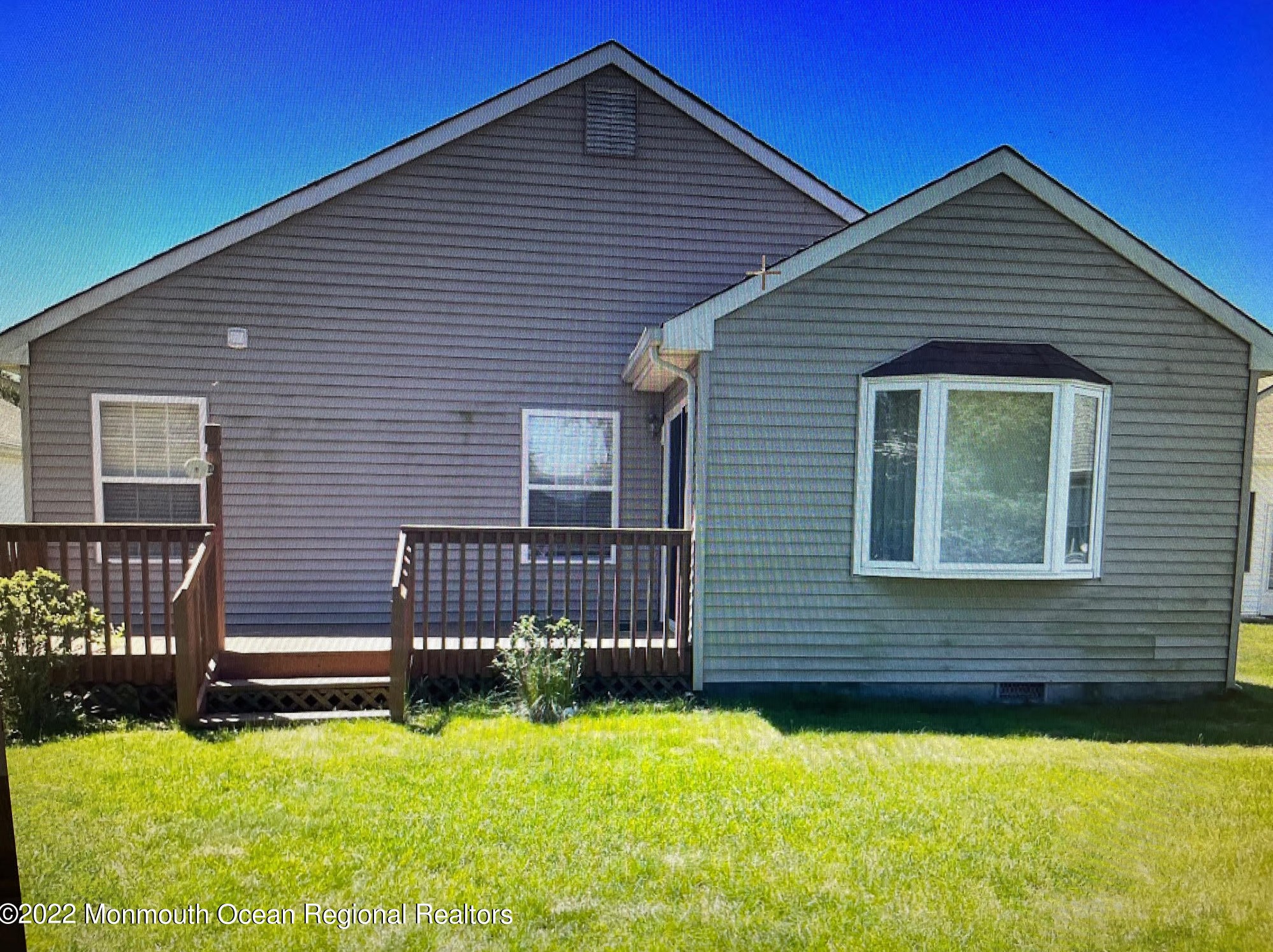 341 Jamaica Blvd, Toms River, NJ 08757-6031