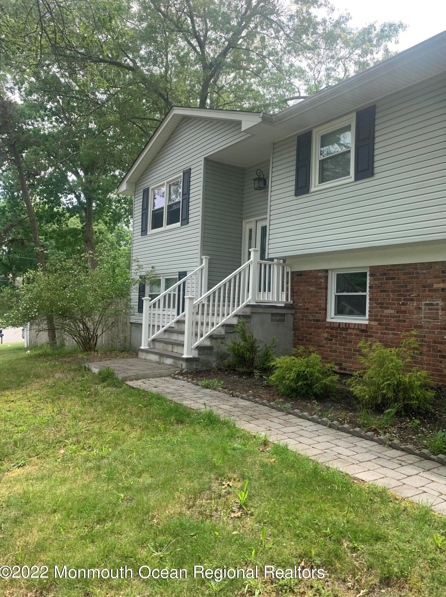 15 Woodridge Ave, Toms River, NJ 08755