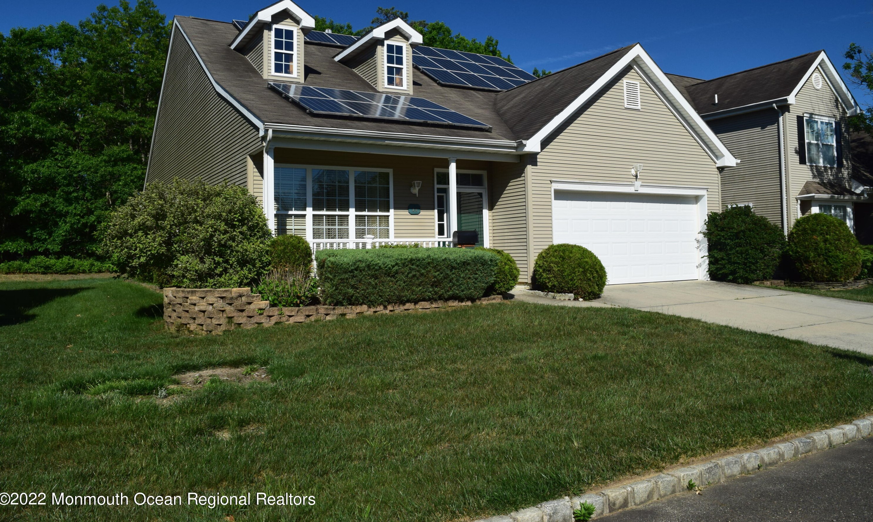 11 Marigold Ln, Tuckerton, NJ 08087-4013