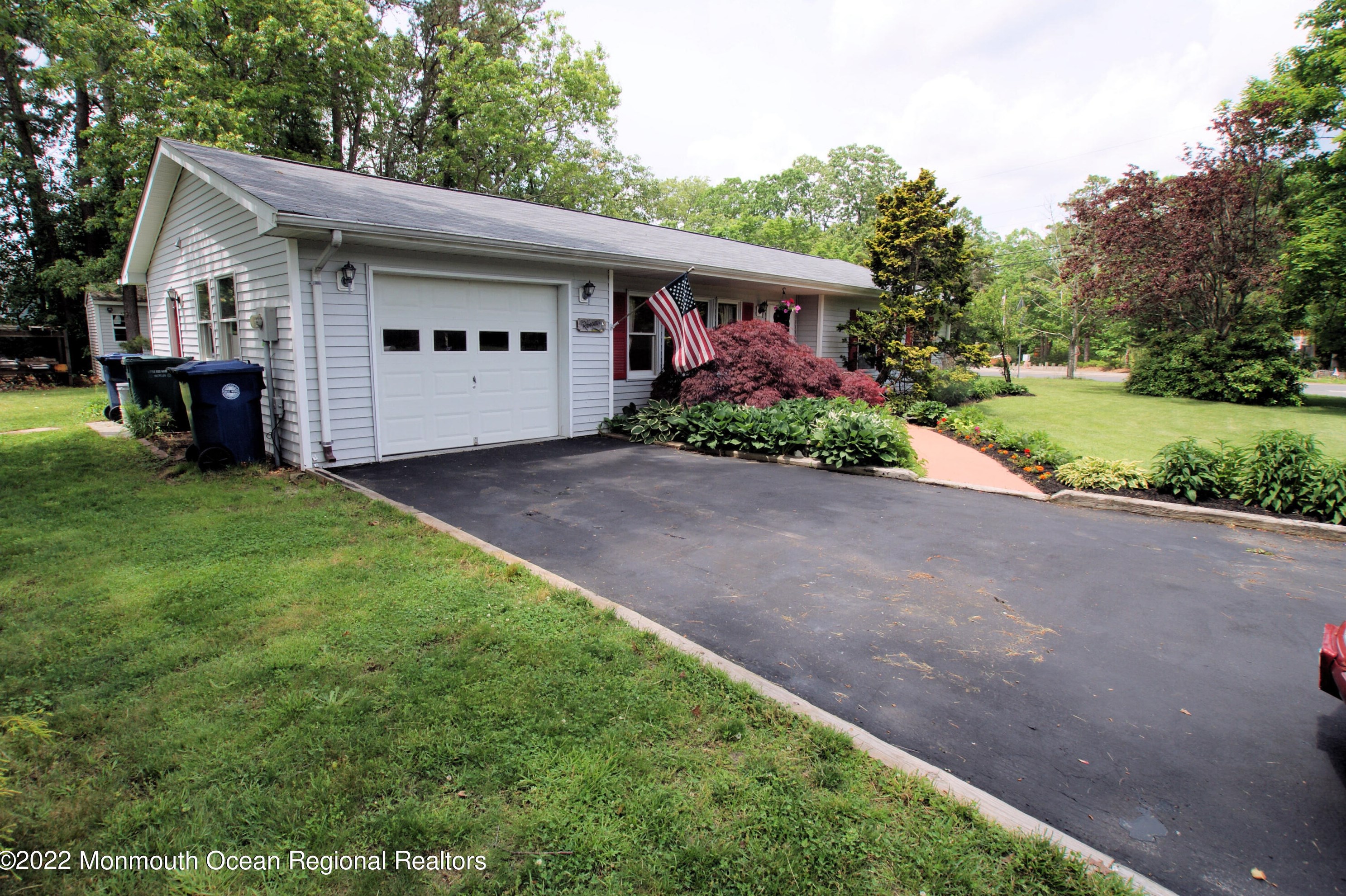 199 Willets Ave, Tuckerton, NJ 08087-9772