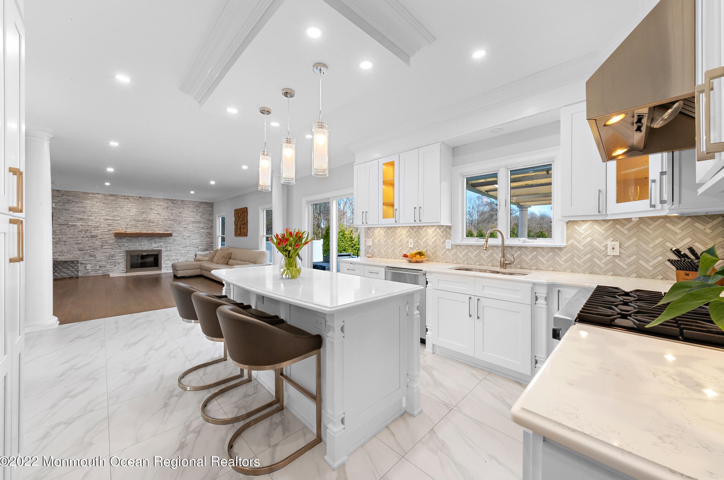 52 Bridgewaters Dr, Oceanport, NJ 07757-1186