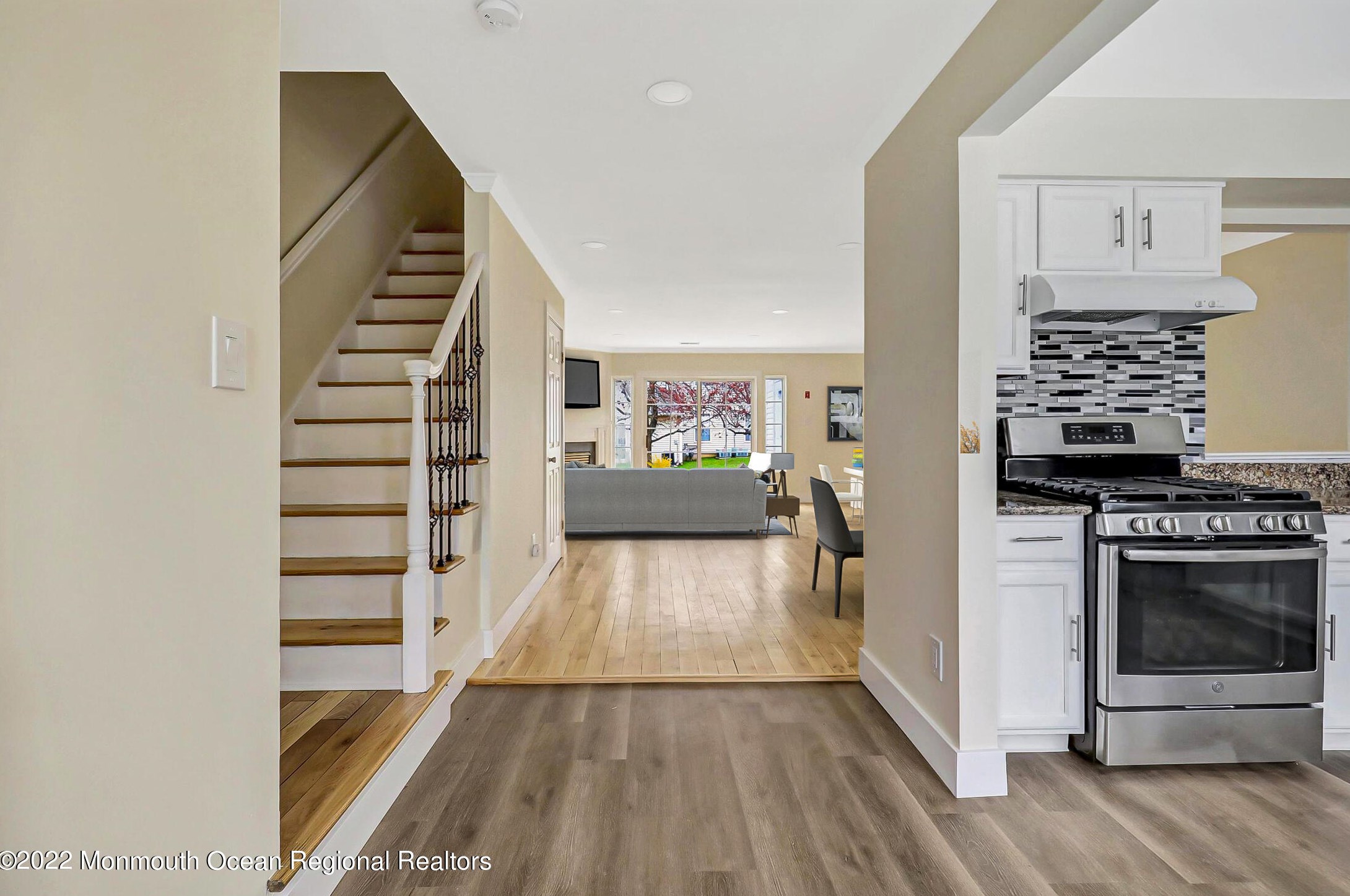 32 Oliver Ct Unit 2, East Freehold, NJ 07728
