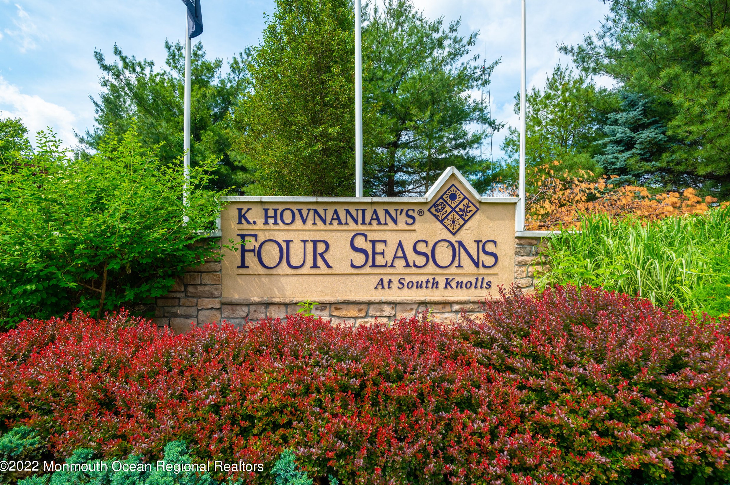 176 Huntington Dr, Jackson Twp, NJ 08527
