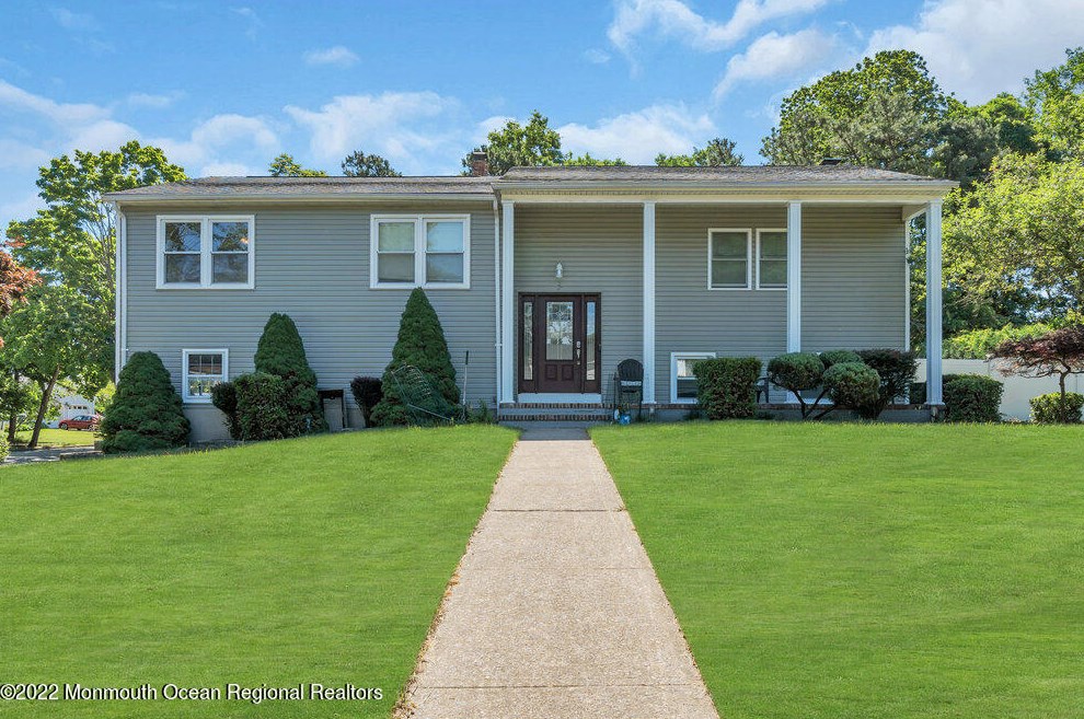 3 London Ct, Toms River NJ 08753-2215 exterior