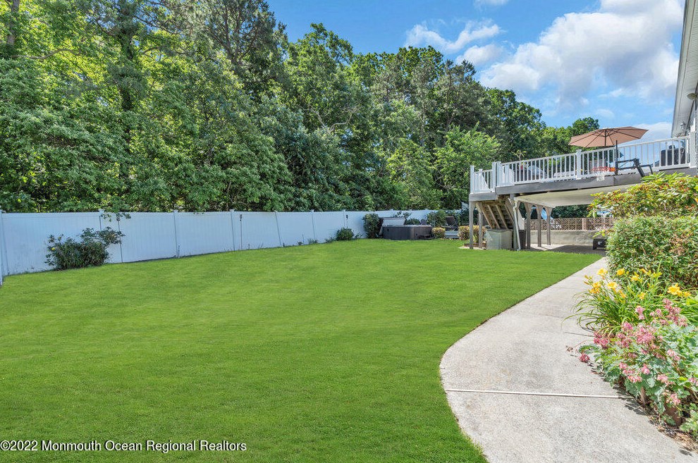 3 London Ct, Toms River NJ 08753-2215 exterior