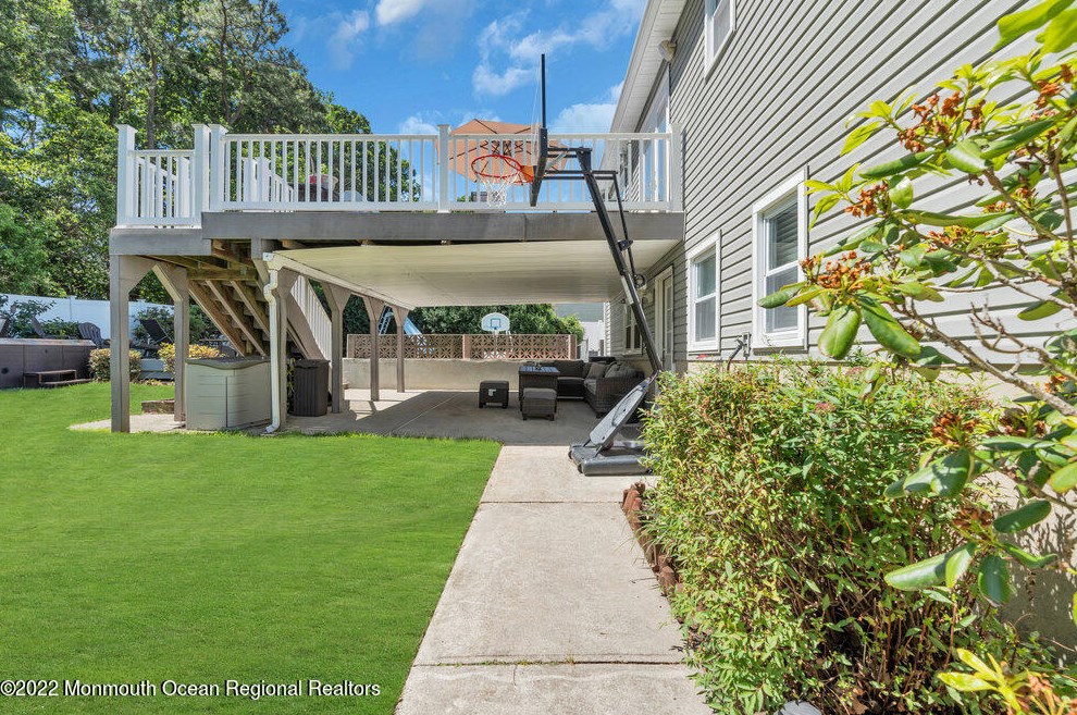 3 London Ct, Toms River NJ 08753-2215 exterior