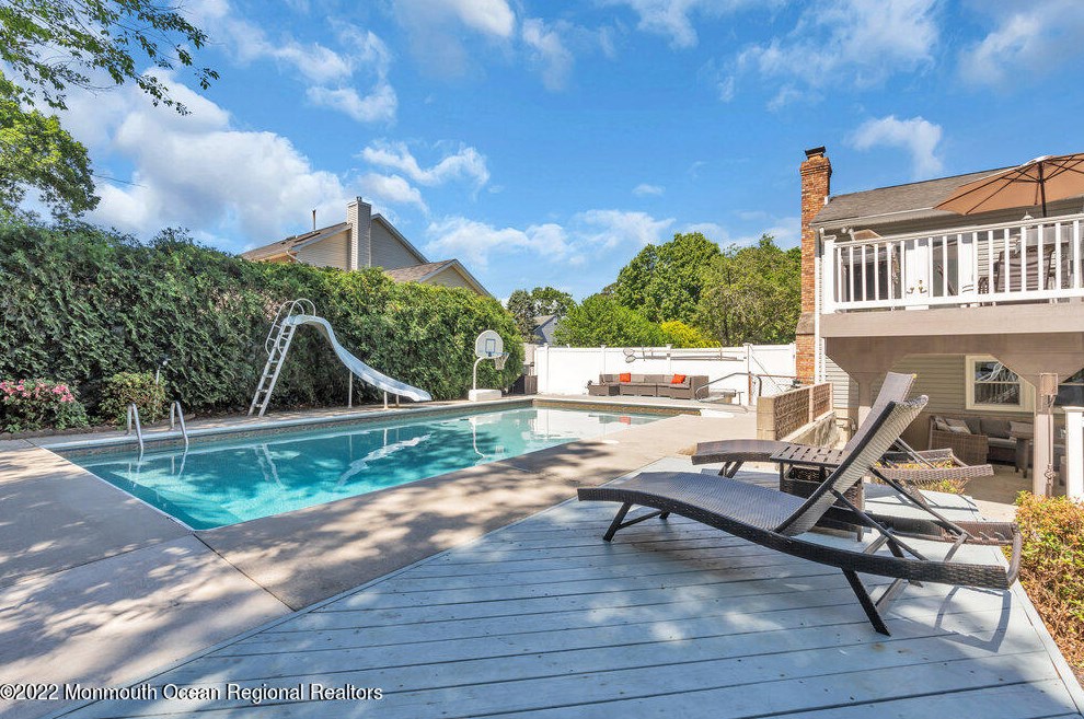 3 London Ct, Toms River NJ 08753-2215 exterior