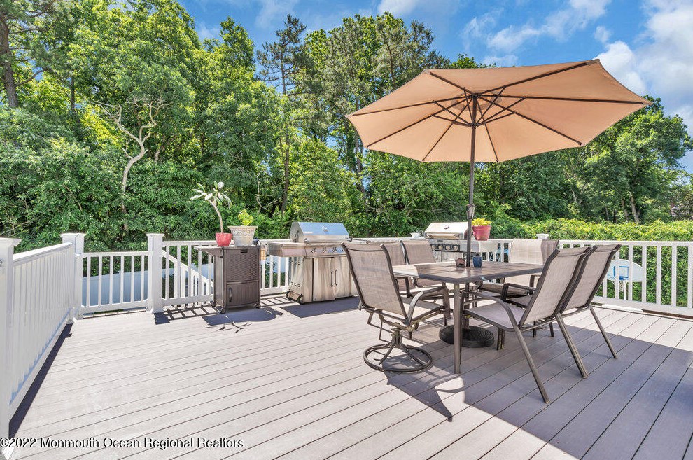 3 London Ct, Toms River NJ 08753-2215 exterior