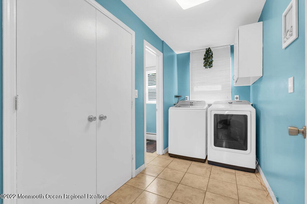 3 London Ct, Toms River NJ 08753-2215 exterior