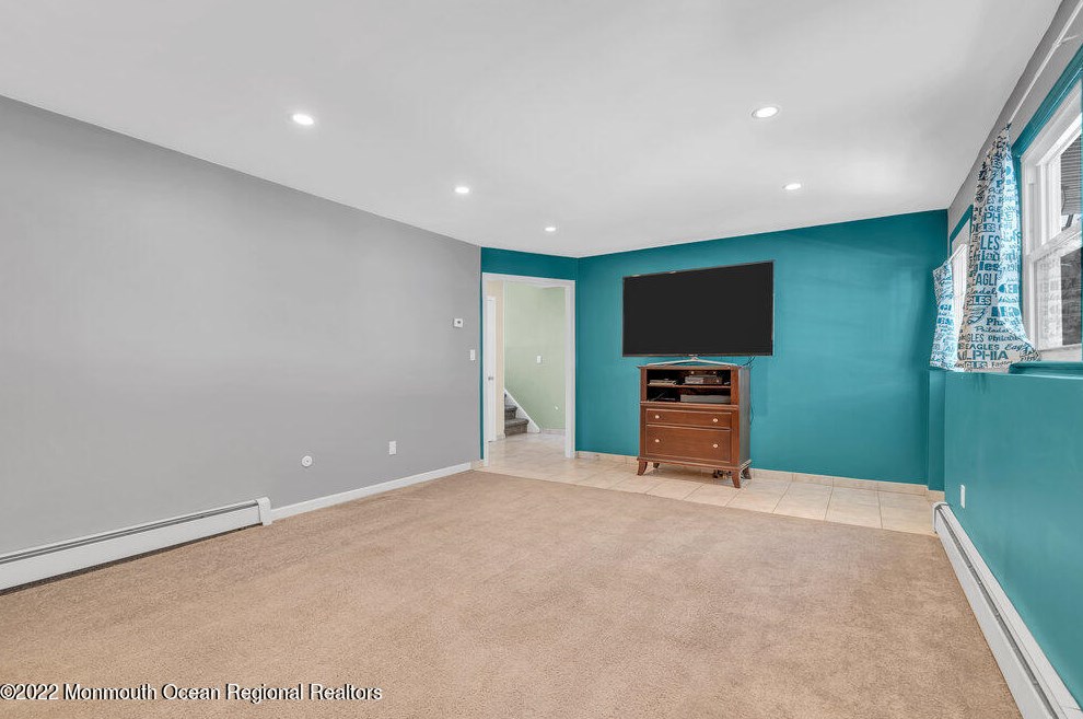 3 London Ct, Toms River NJ 08753-2215 exterior