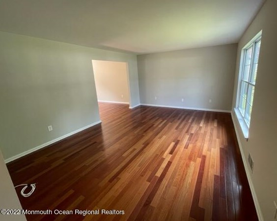 1738 Burrsville Rd, Bricktown, NJ 08724