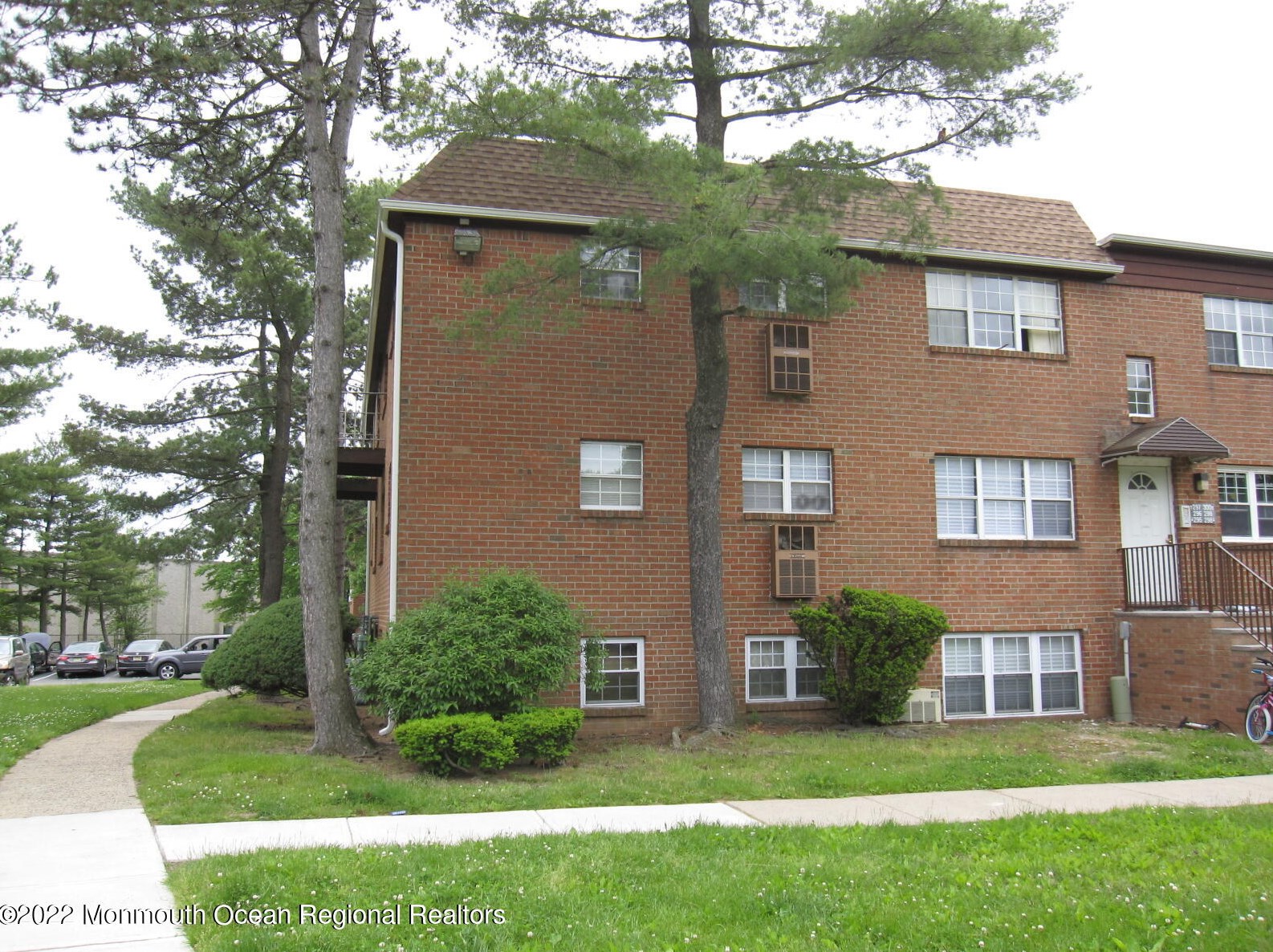 296 College Dr #296, Edison, NJ 08817