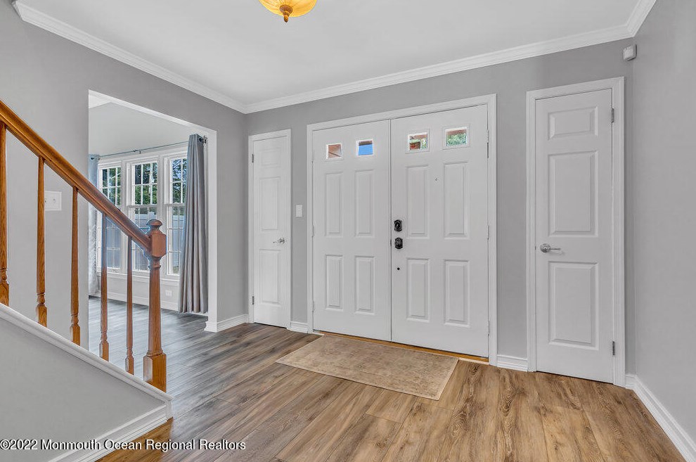 4 Aqueduct Pl, Wall Township, NJ 07731-2400