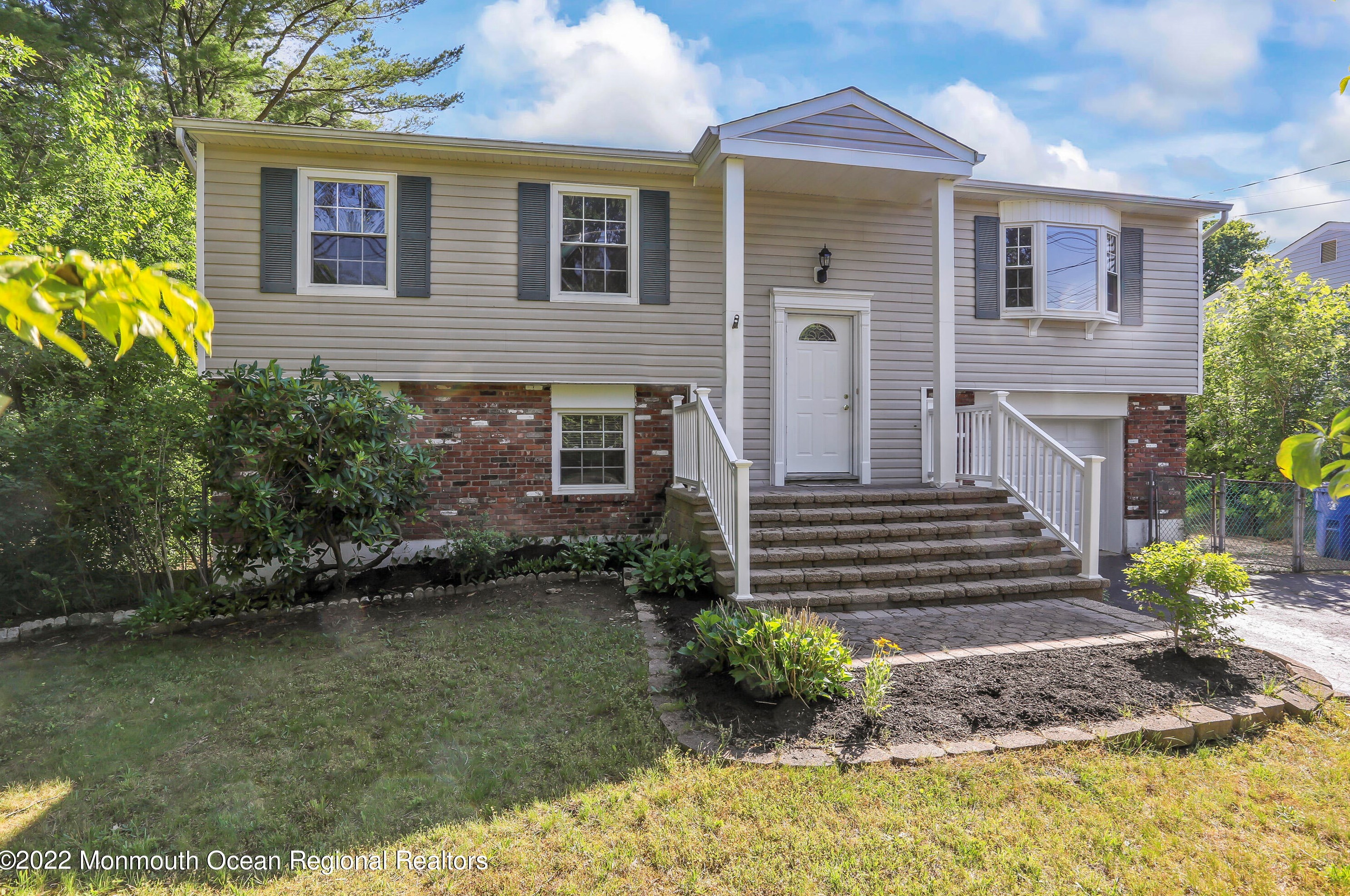487 River Ter, Toms River, NJ 08755-6373