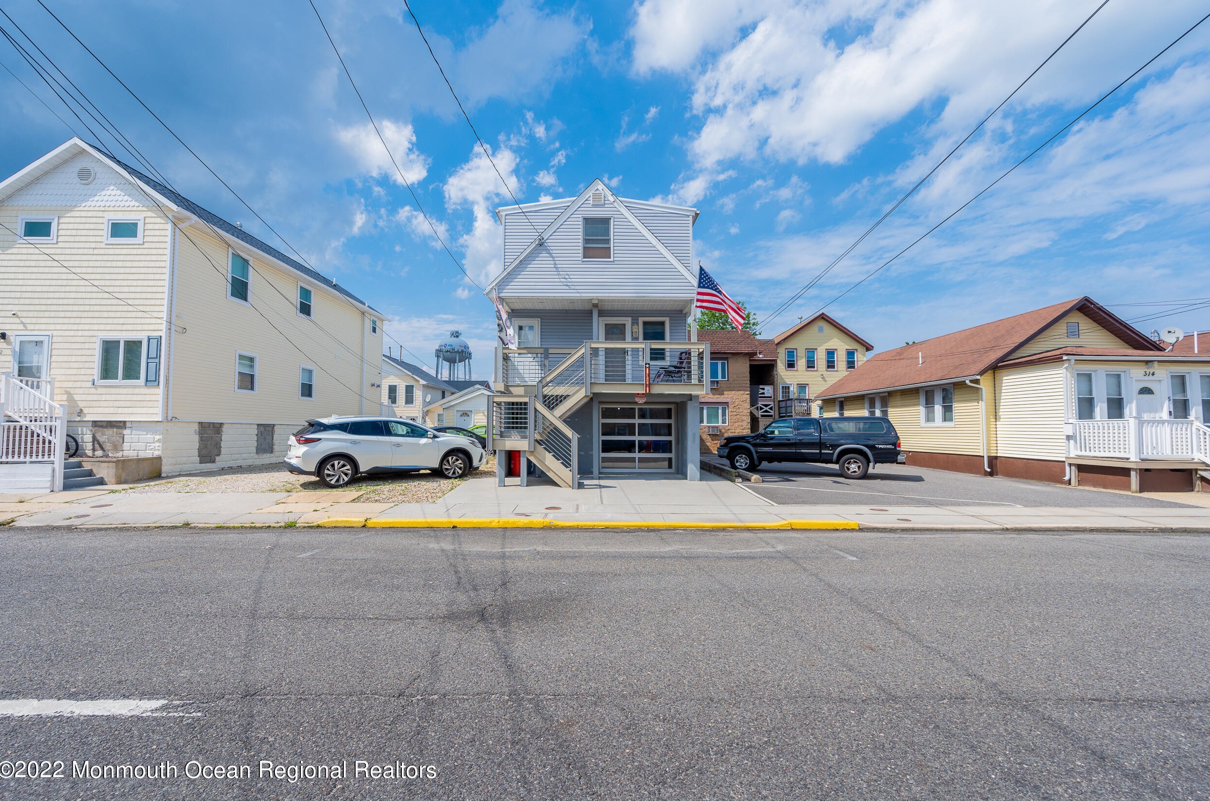 318 Sumner Ave, Pelican Island, NJ 08751