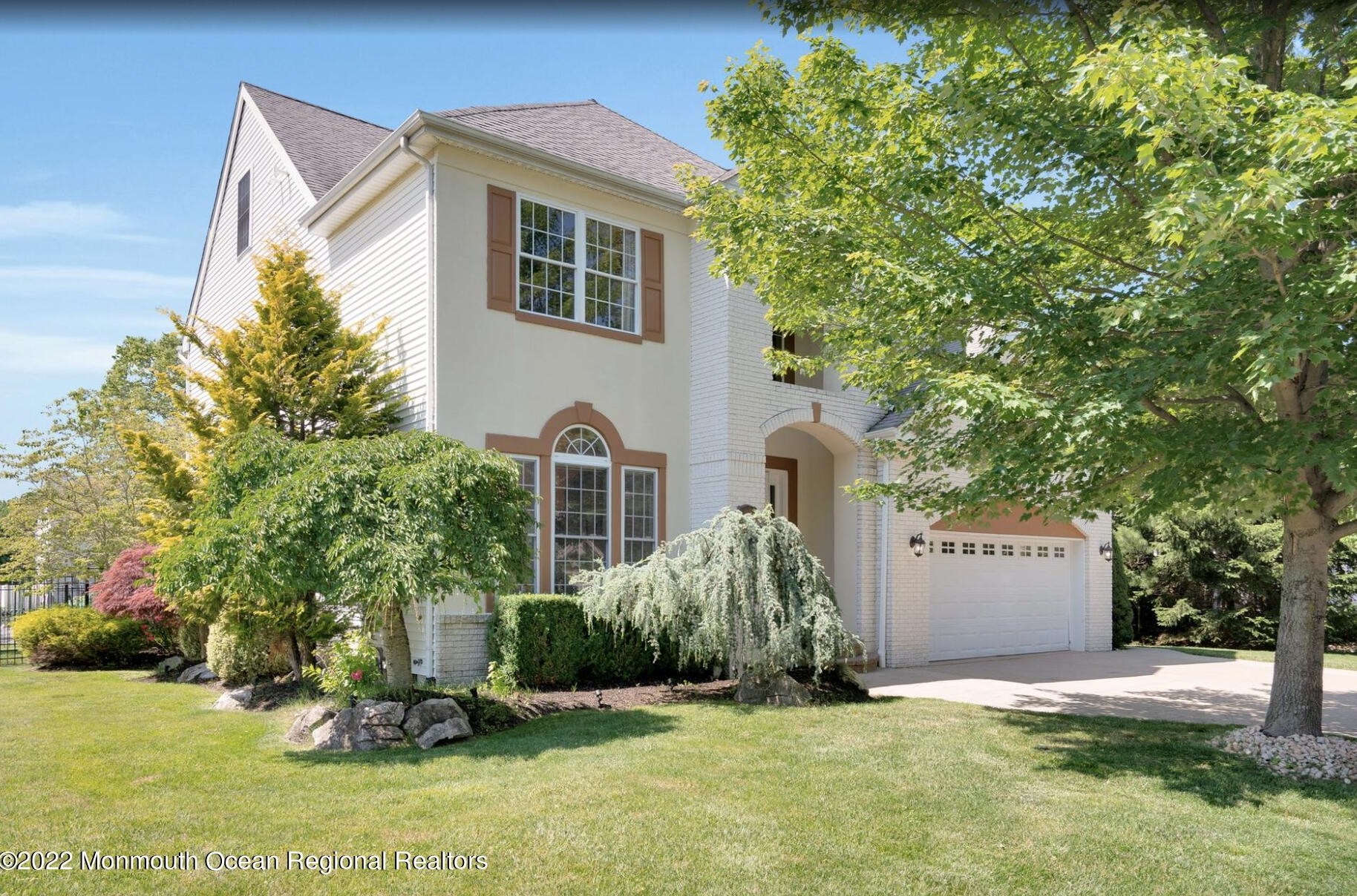 1 Tyler Ct, Wall Township, NJ 07731-5026