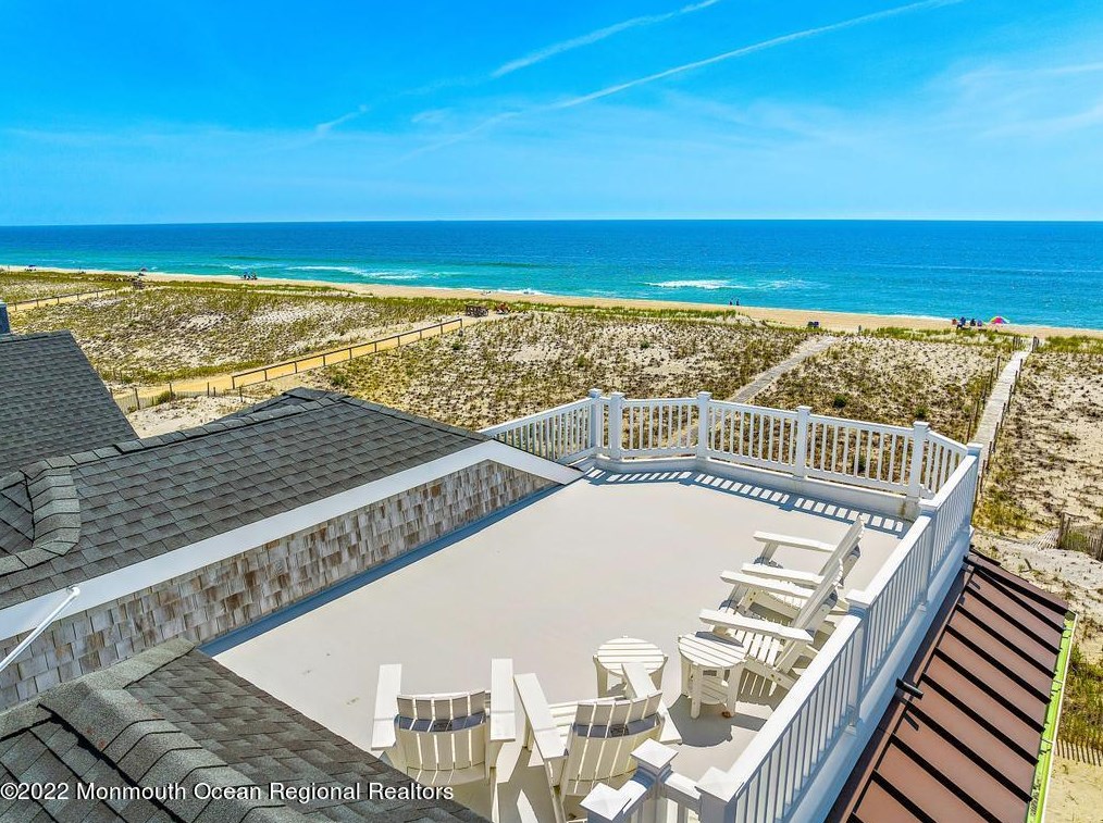 109 Surf Ave E, Long Beach Township, NJ 08008
