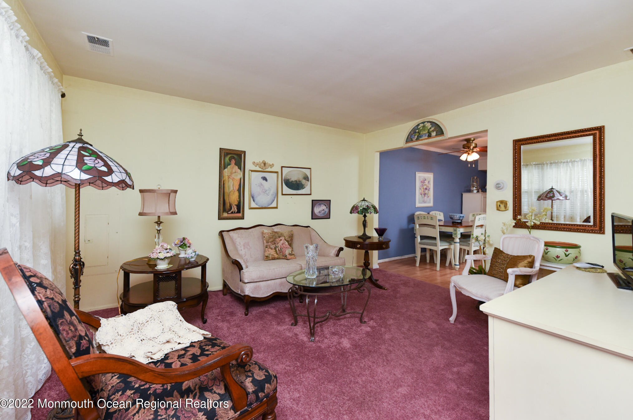 4 Minnesota Dr, Matawan, NJ 07747-3620