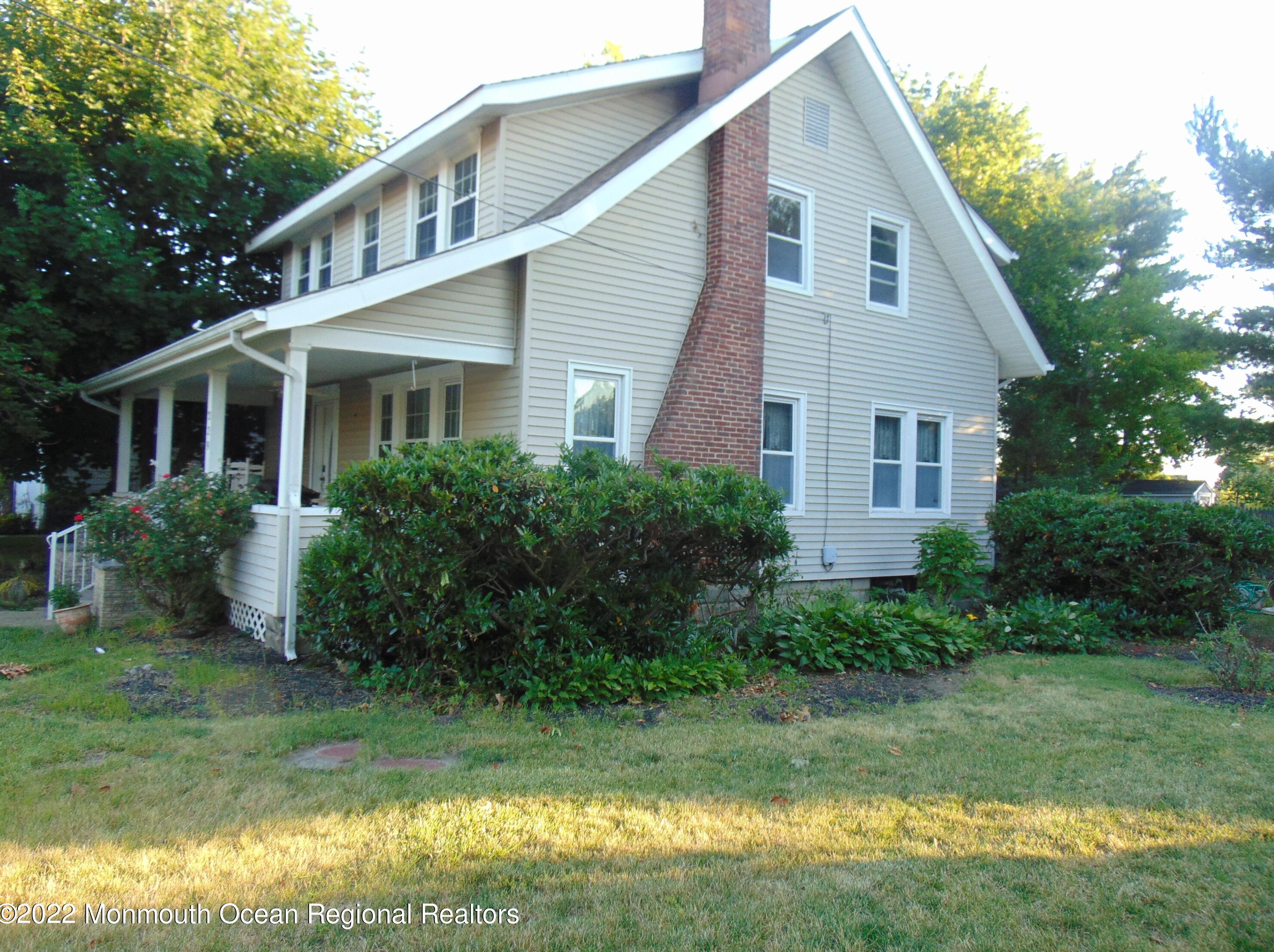 329 Barnegat Blvd, Beachwood NJ  08722-2910 exterior