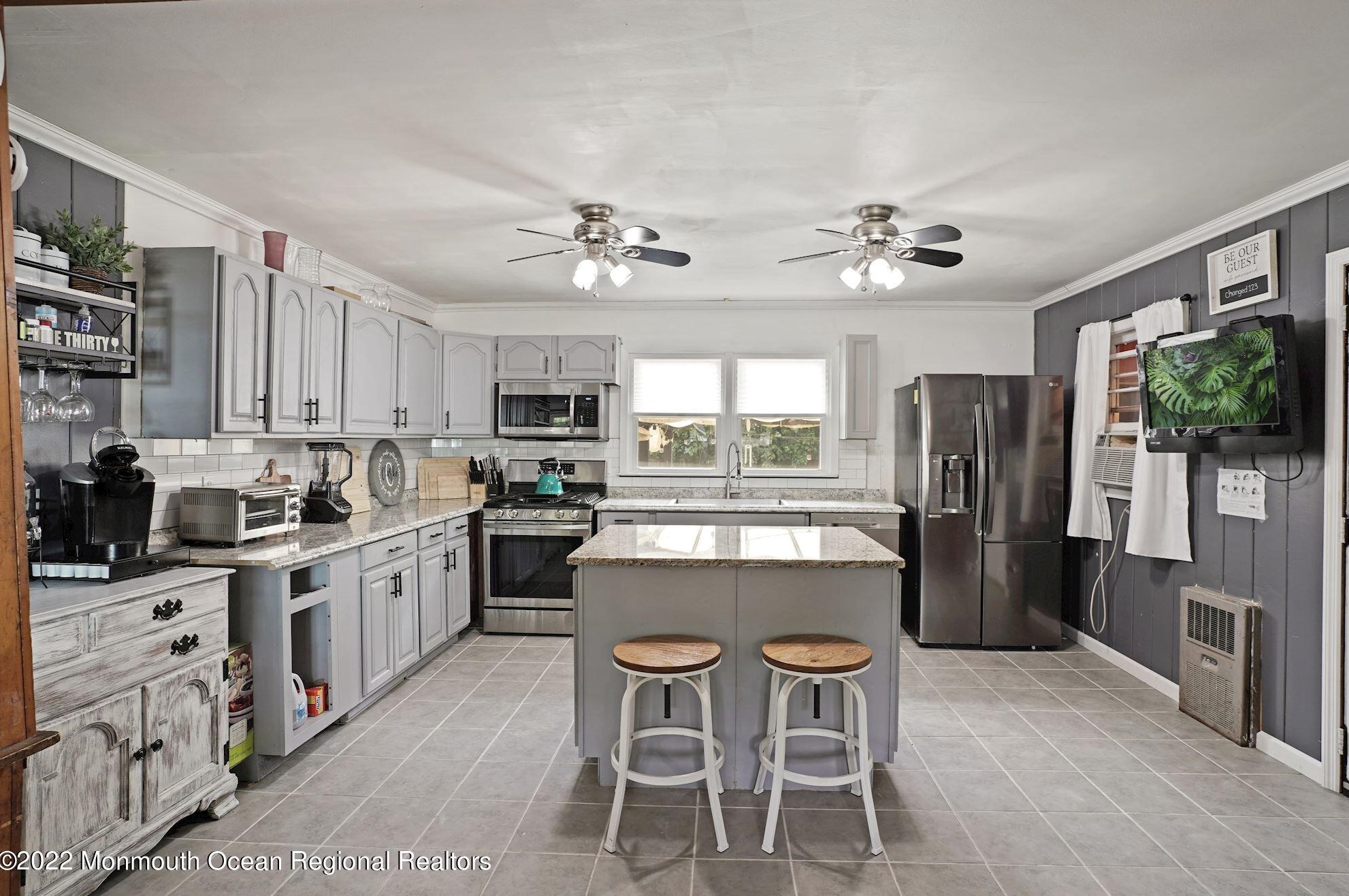 1137 Beachwood Blvd, Beachwood NJ  08722-2203 exterior