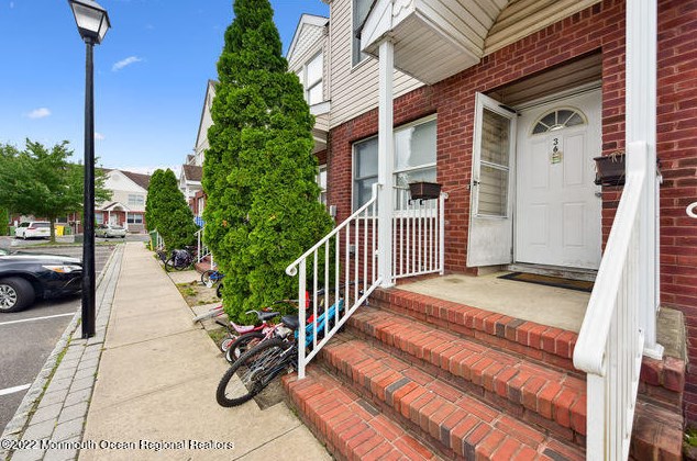 36 Kew Gardens Dr, Lakewood, NJ 08701