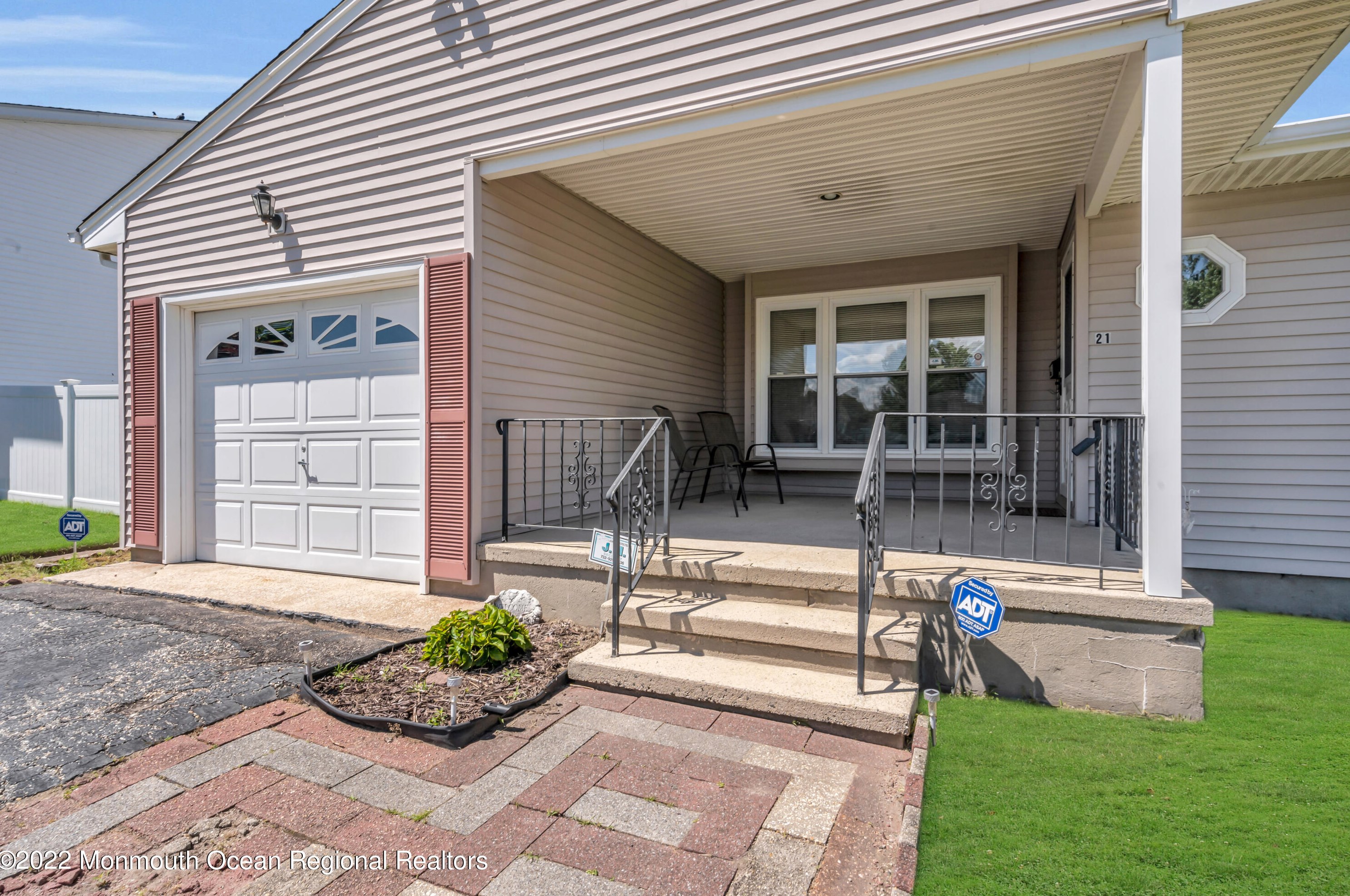 21 Ford Ave, Berkeley Township, NJ 08721