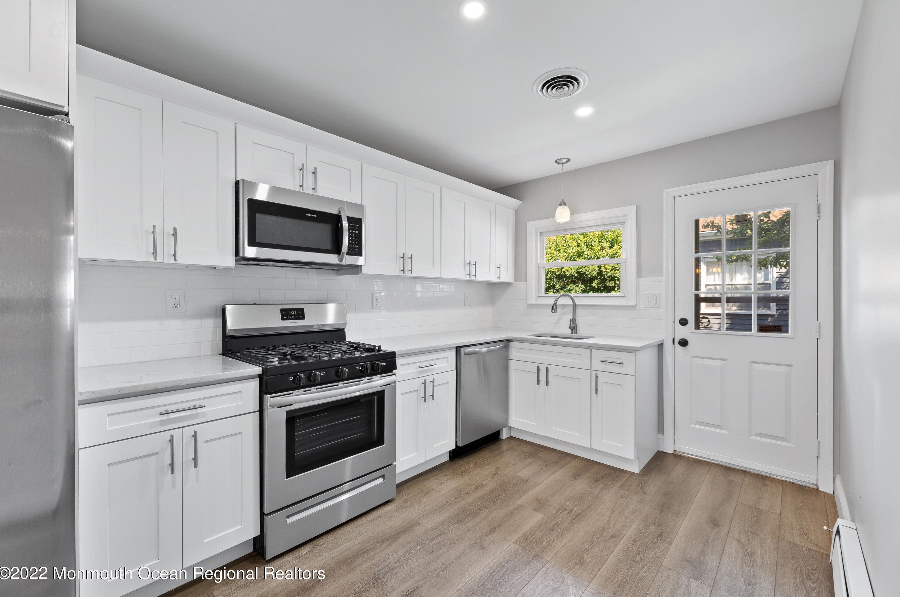 97 Torrey Pines Dr, Toms River NJ  08757-5721 exterior