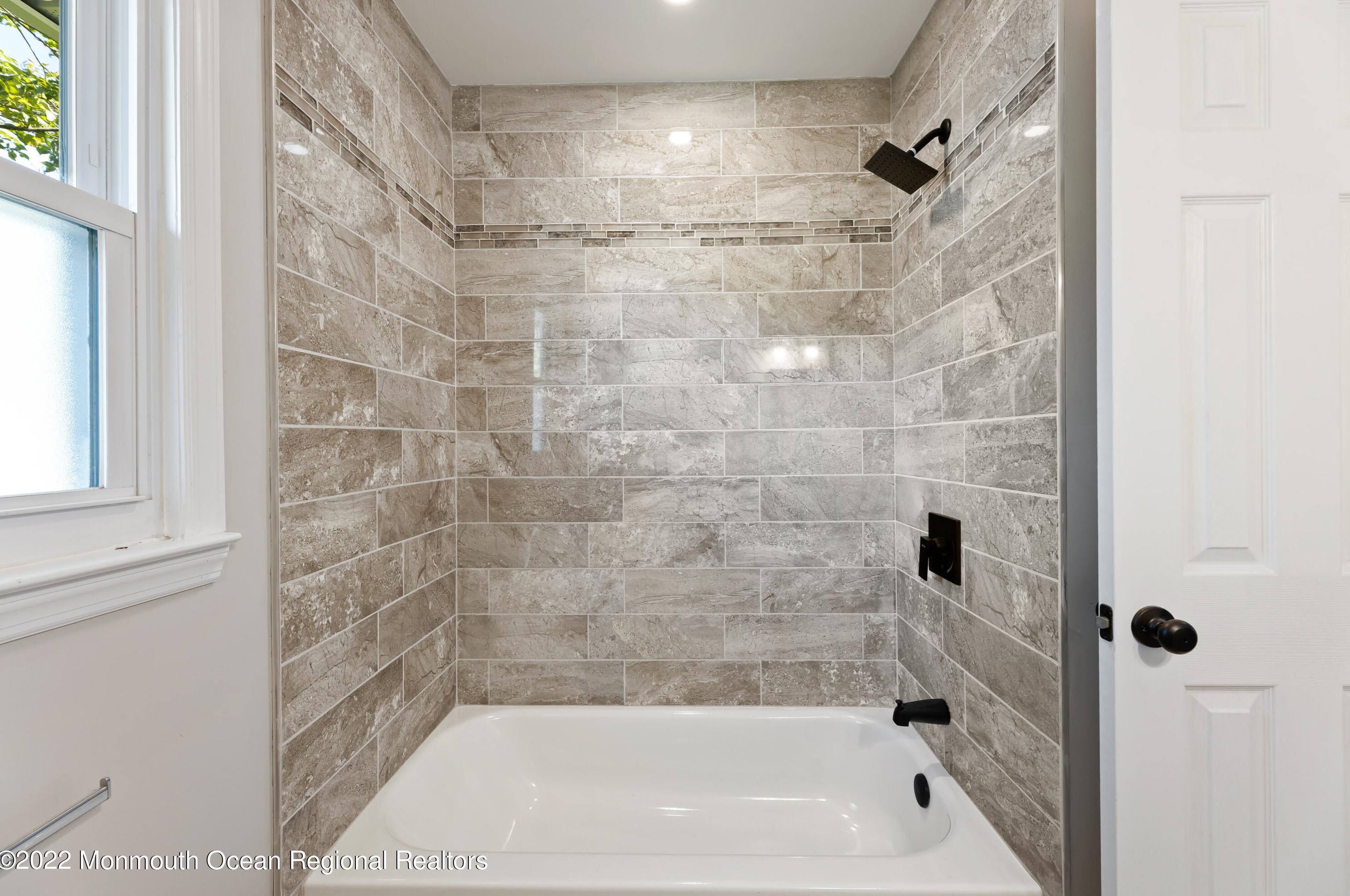 97 Torrey Pines Dr, Toms River NJ  08757-5721 exterior