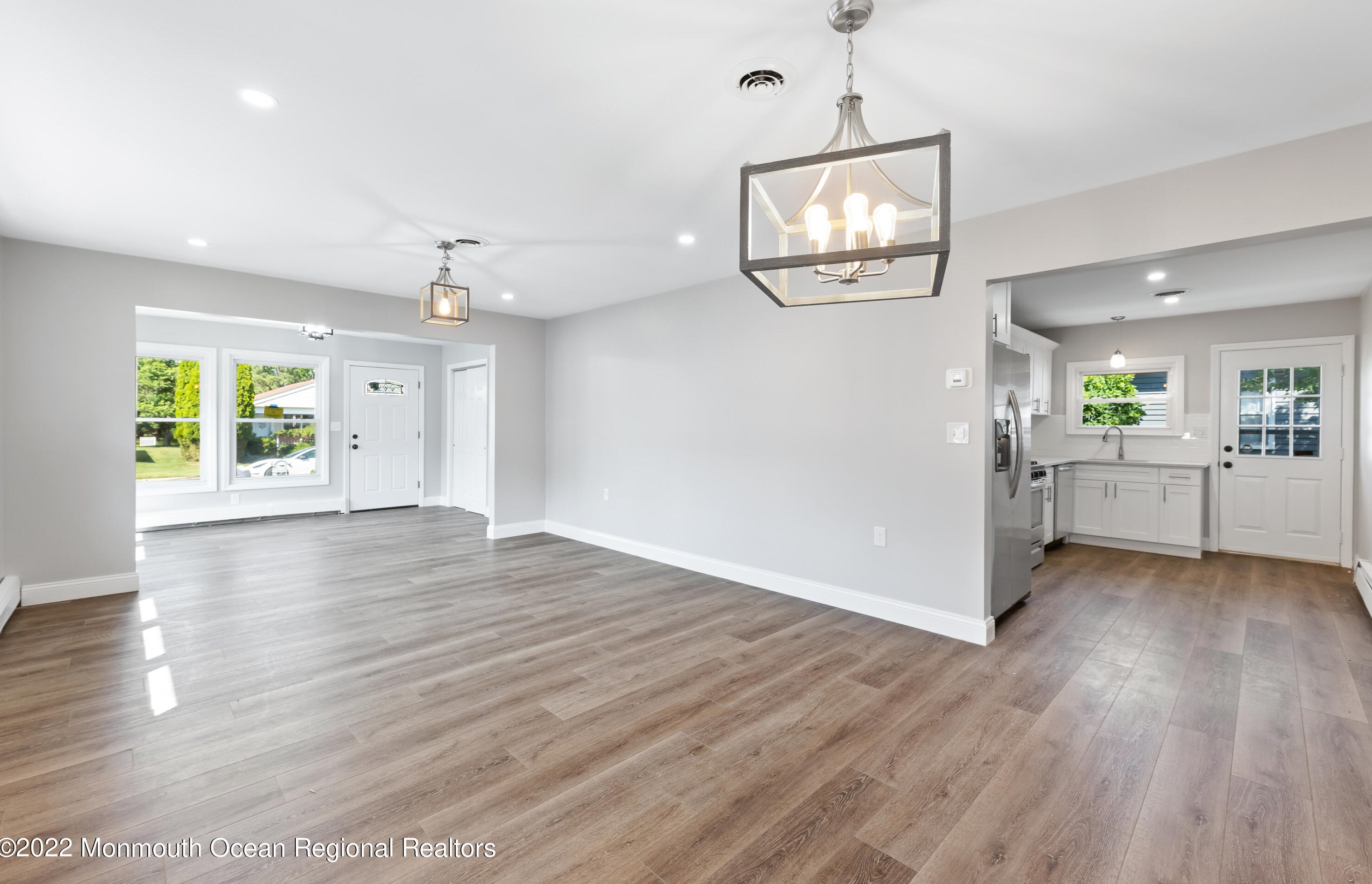 97 Torrey Pines Dr, Toms River NJ  08757-5721 exterior