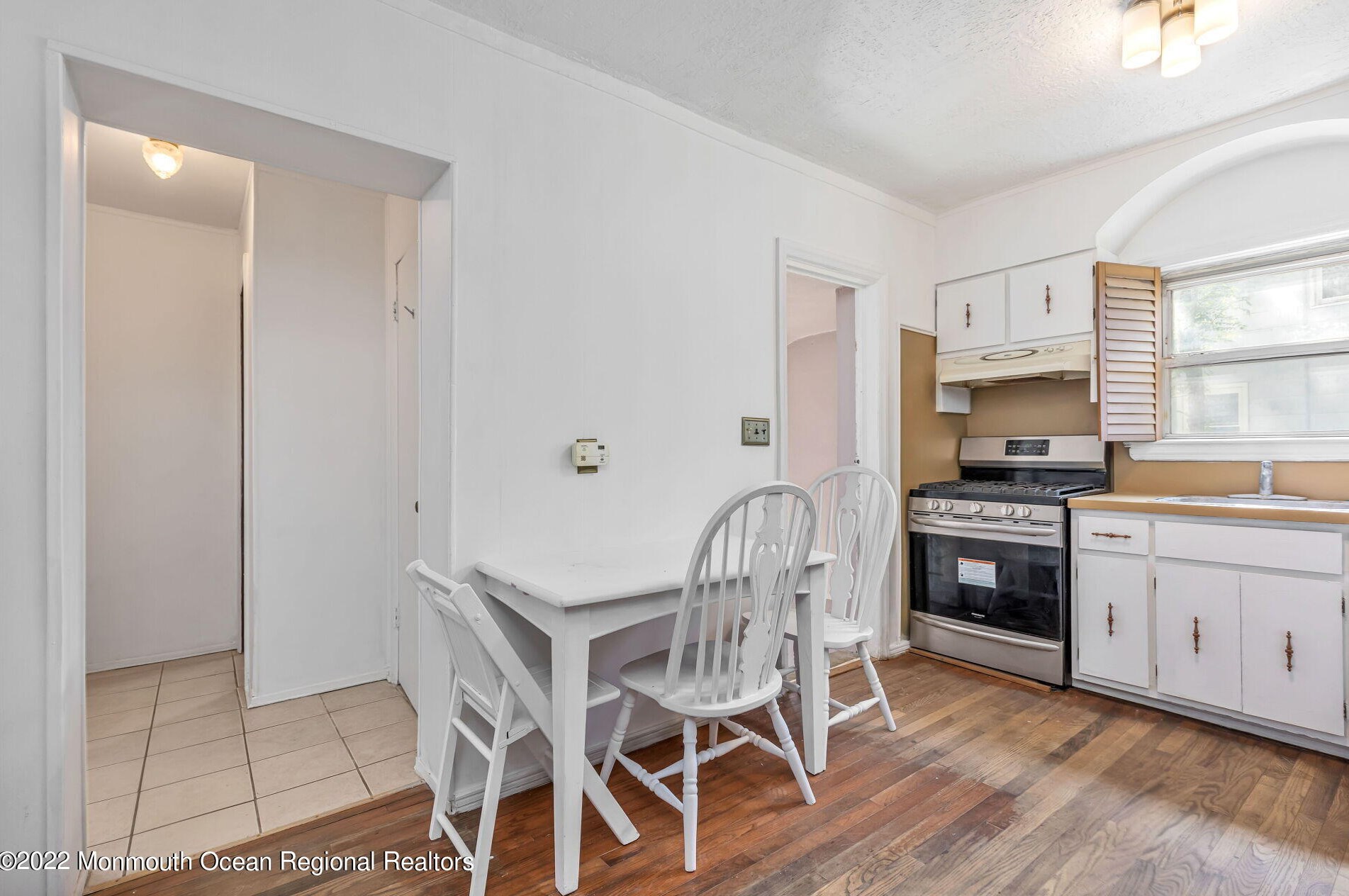 16 Newman St, Ideal Beach NJ  07734-3043 exterior