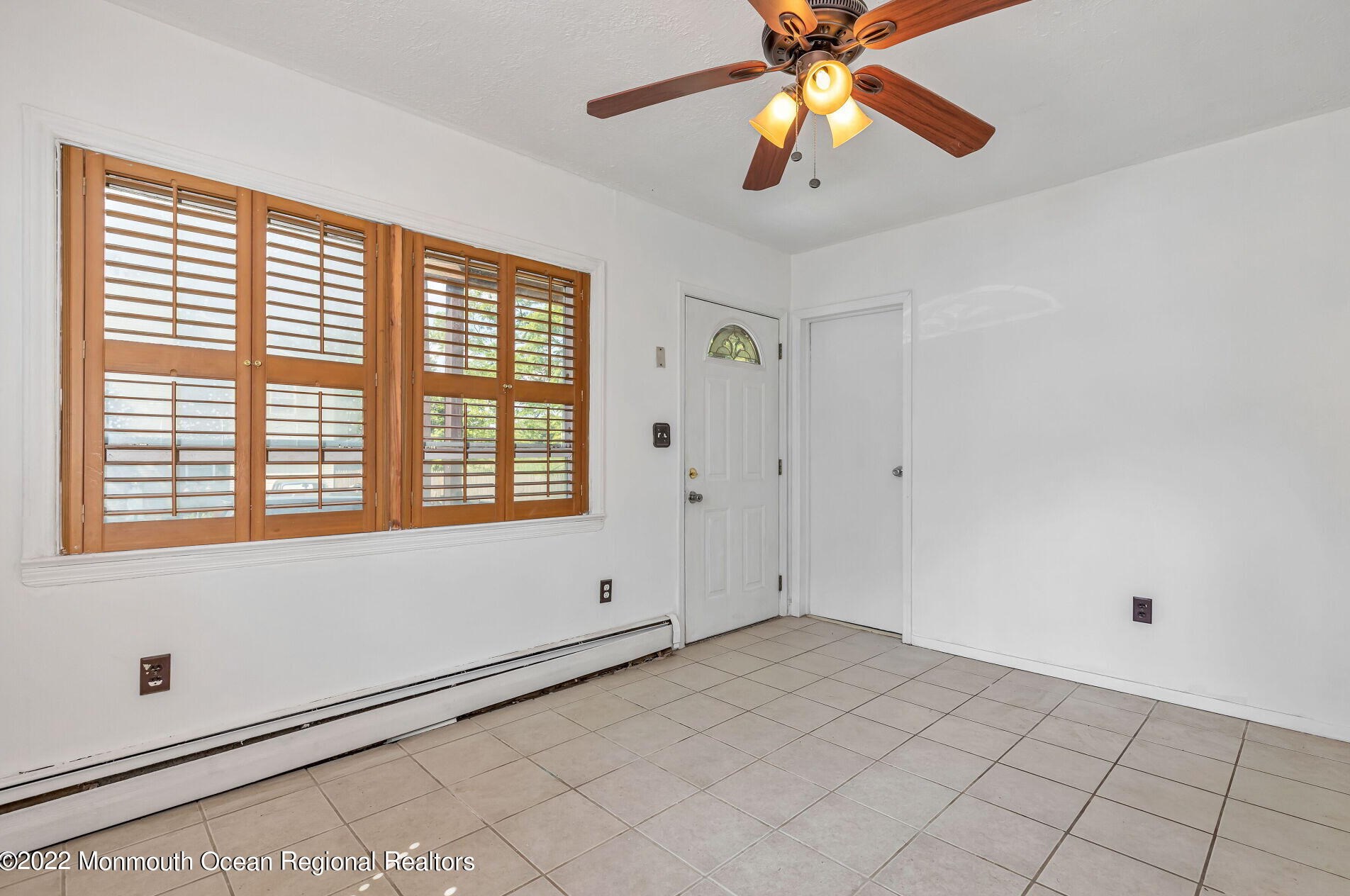 16 Newman St, Ideal Beach, NJ 07734-3043