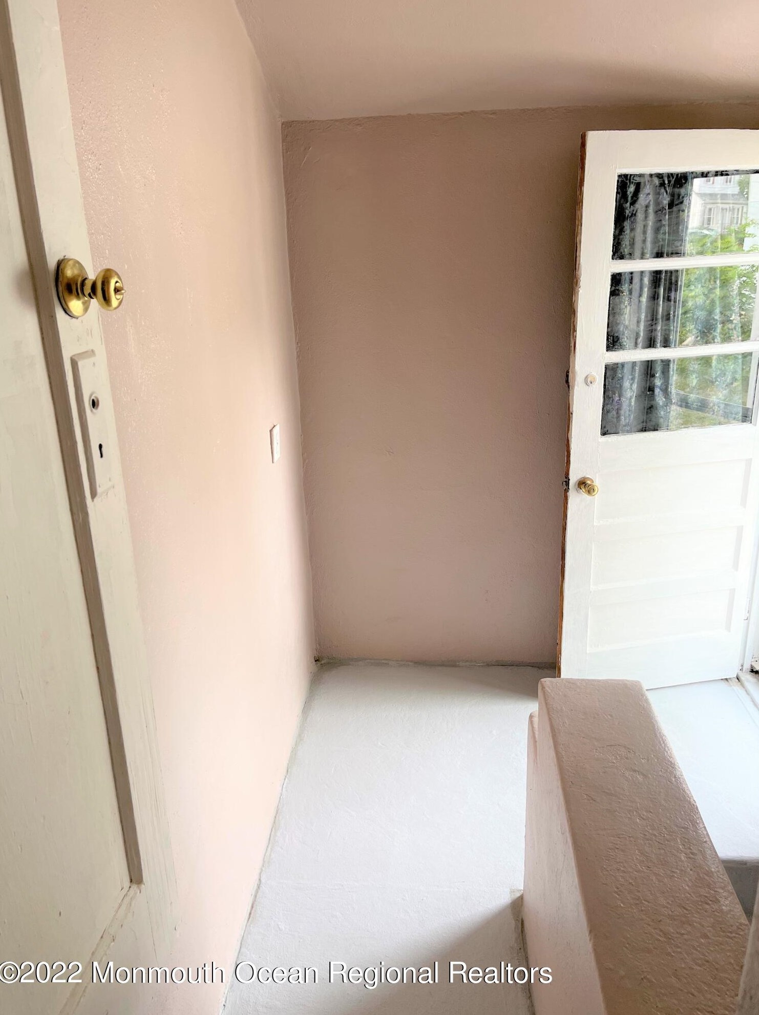 16 Newman St, Ideal Beach NJ  07734-3043 exterior