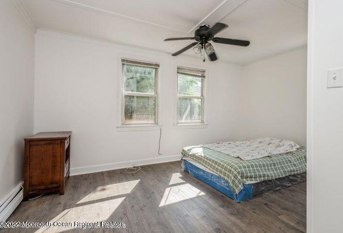 53 Maplewood Ave, Ideal Beach NJ  07734-1133 exterior