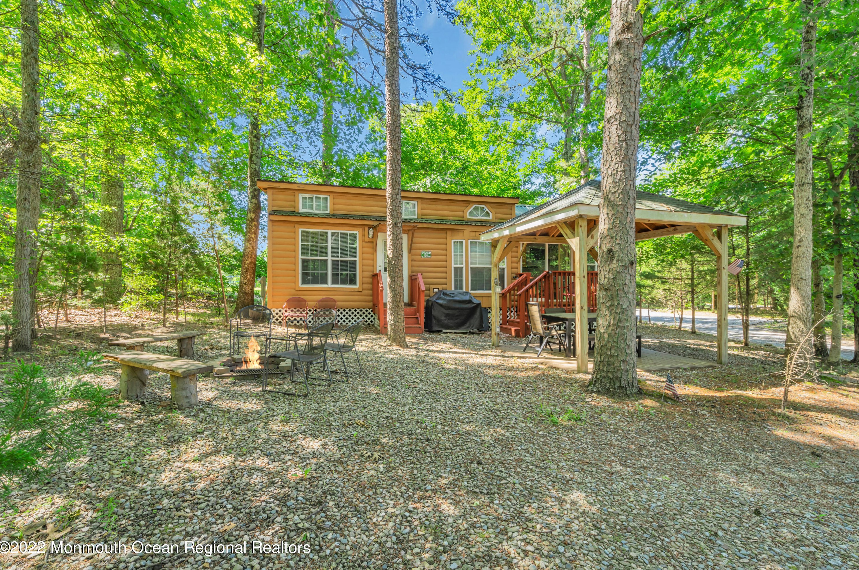 724 Monmouth Rd #1, Upper Freehold Township, NJ 08514