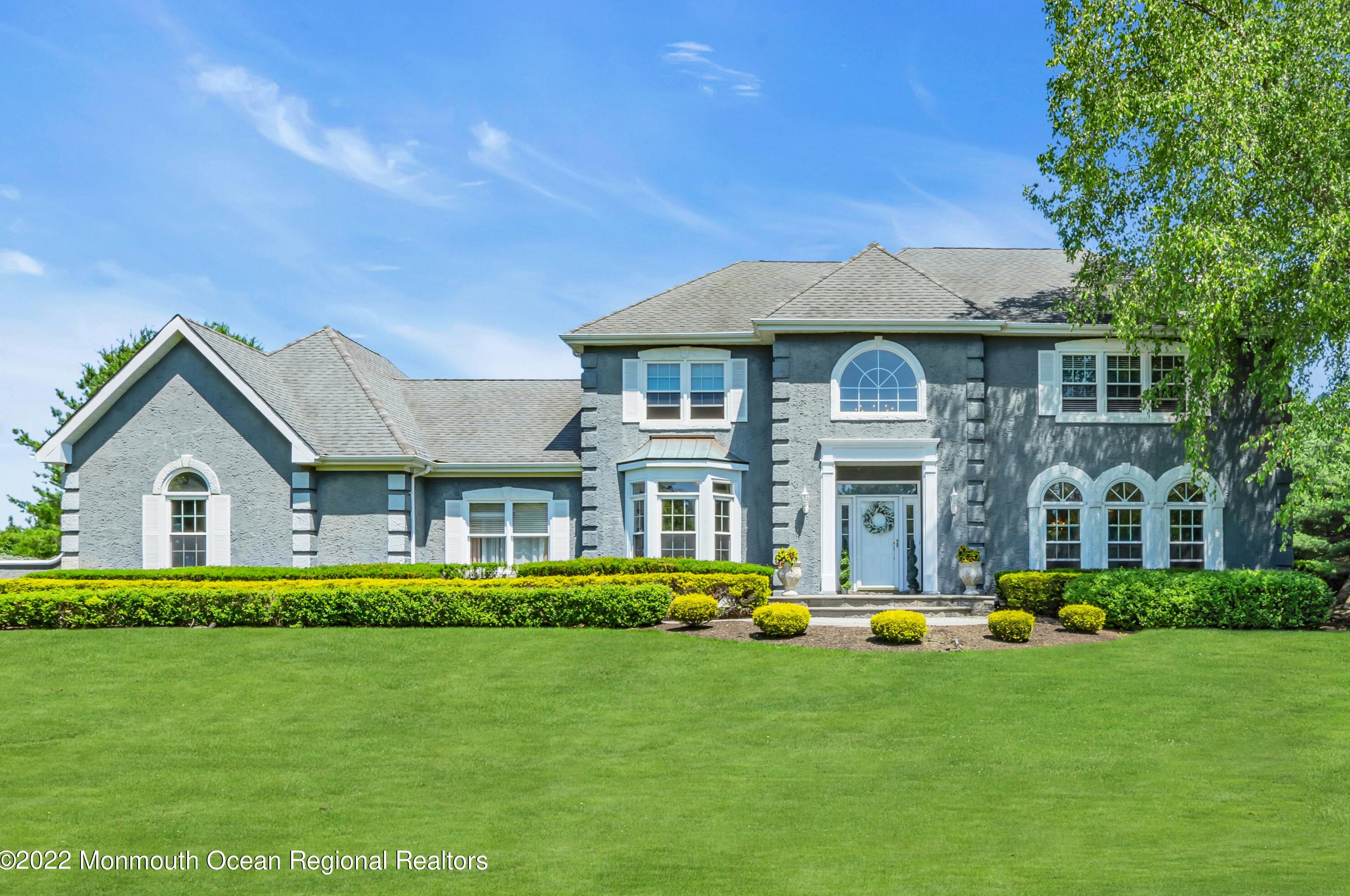 14 Van Arsdale Cir, Millstone Township, NJ 08535-1005
