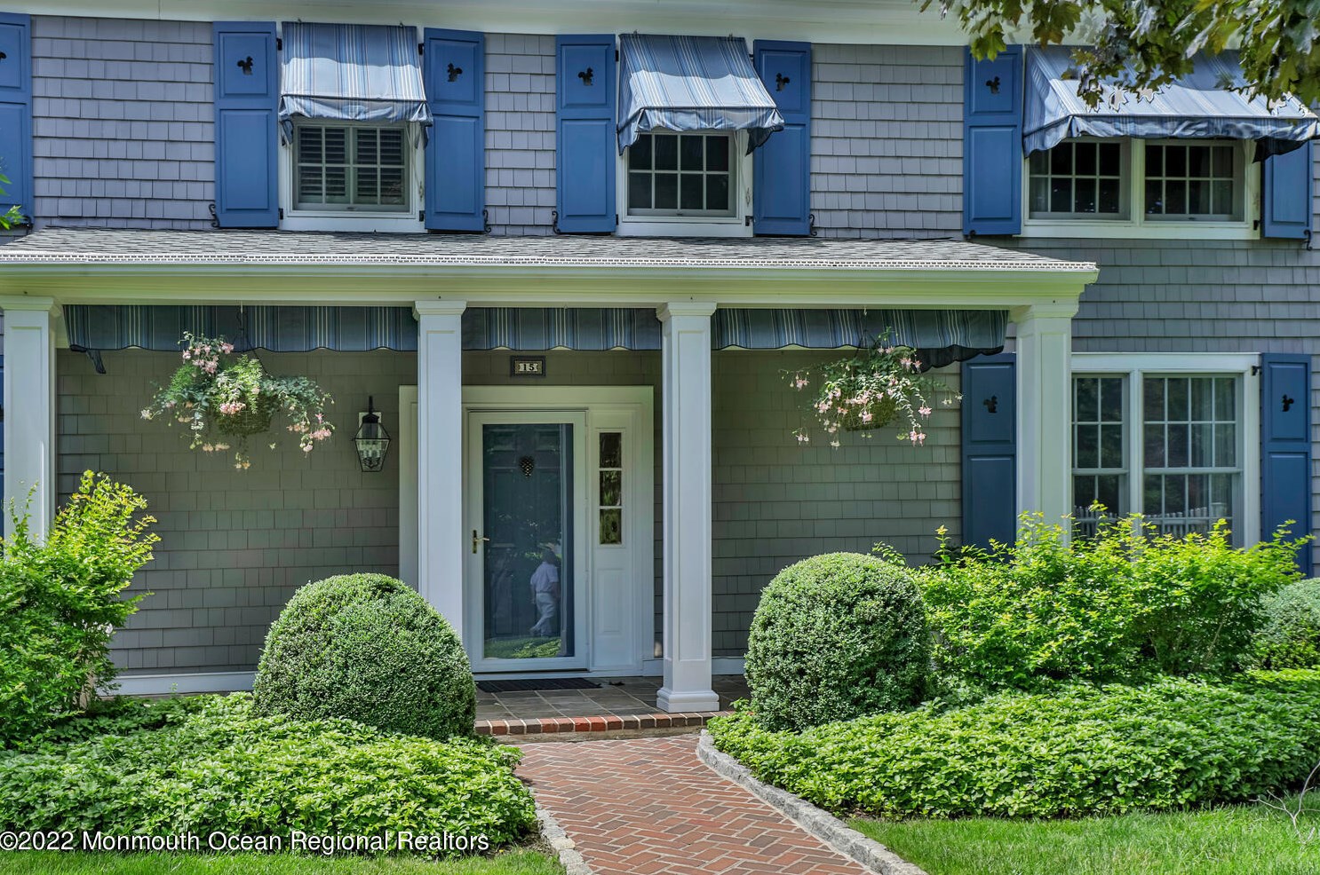 15 Conover Ln, Locust, NJ 07760