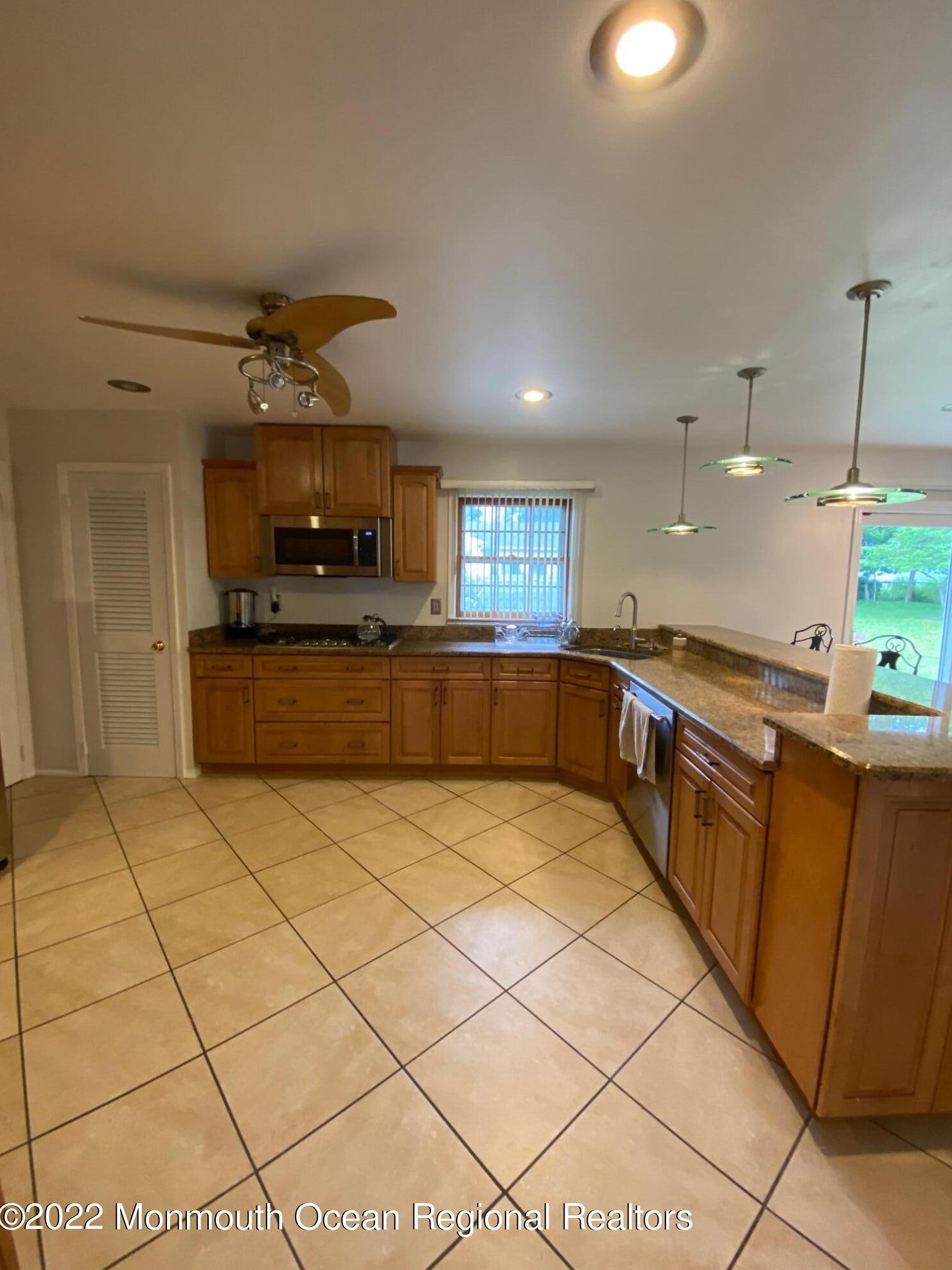 490 W Park Ave, Oakhurst, NJ 07755