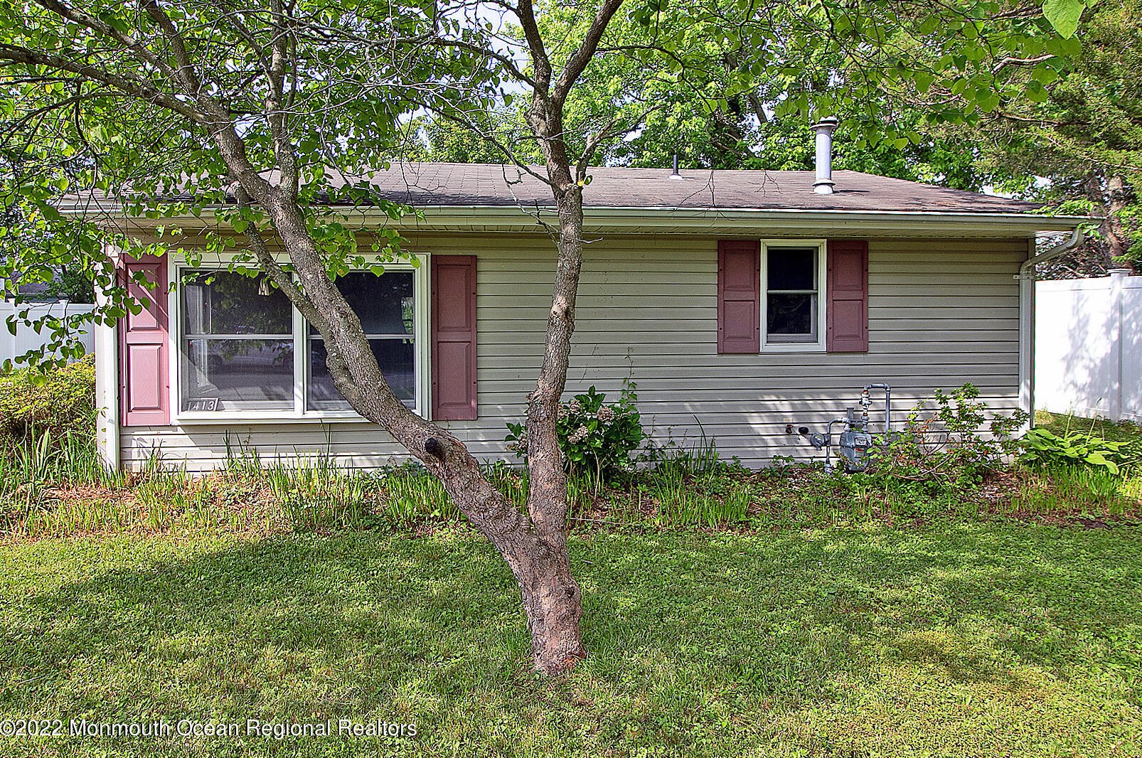 1413 Daytona Rd, Lacey, NJ 08731