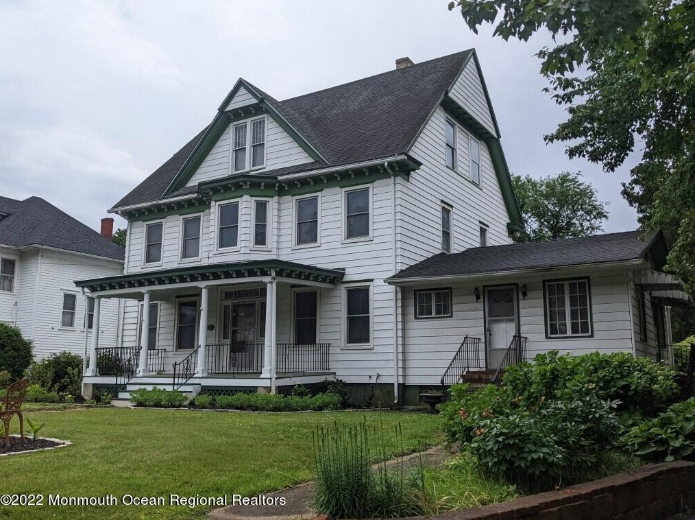 137 Main Street S, Upper Freehold, NJ 08501