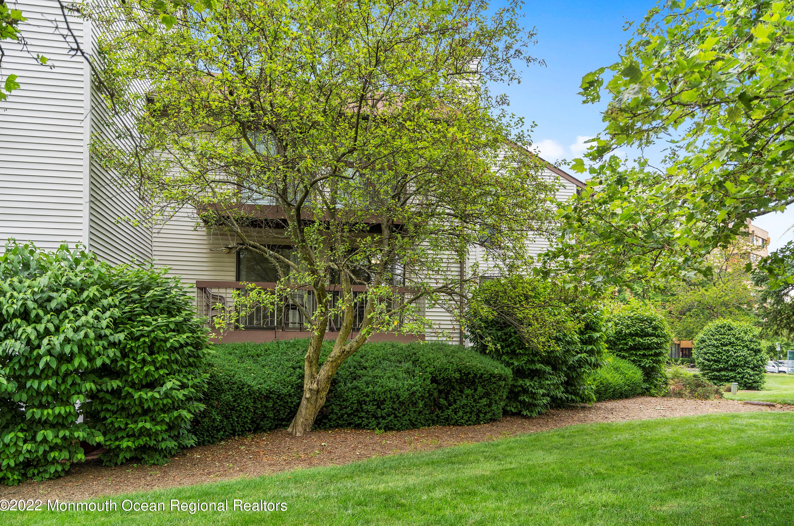 3716 Royce Ct, Millstone, NJ 08844