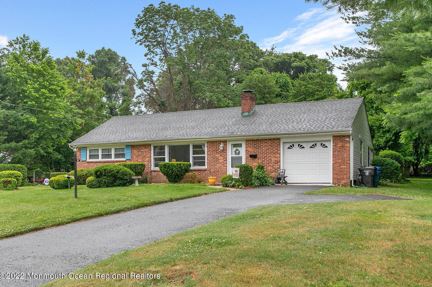 144 Rutledge Dr, Tinton Falls, NJ 07701